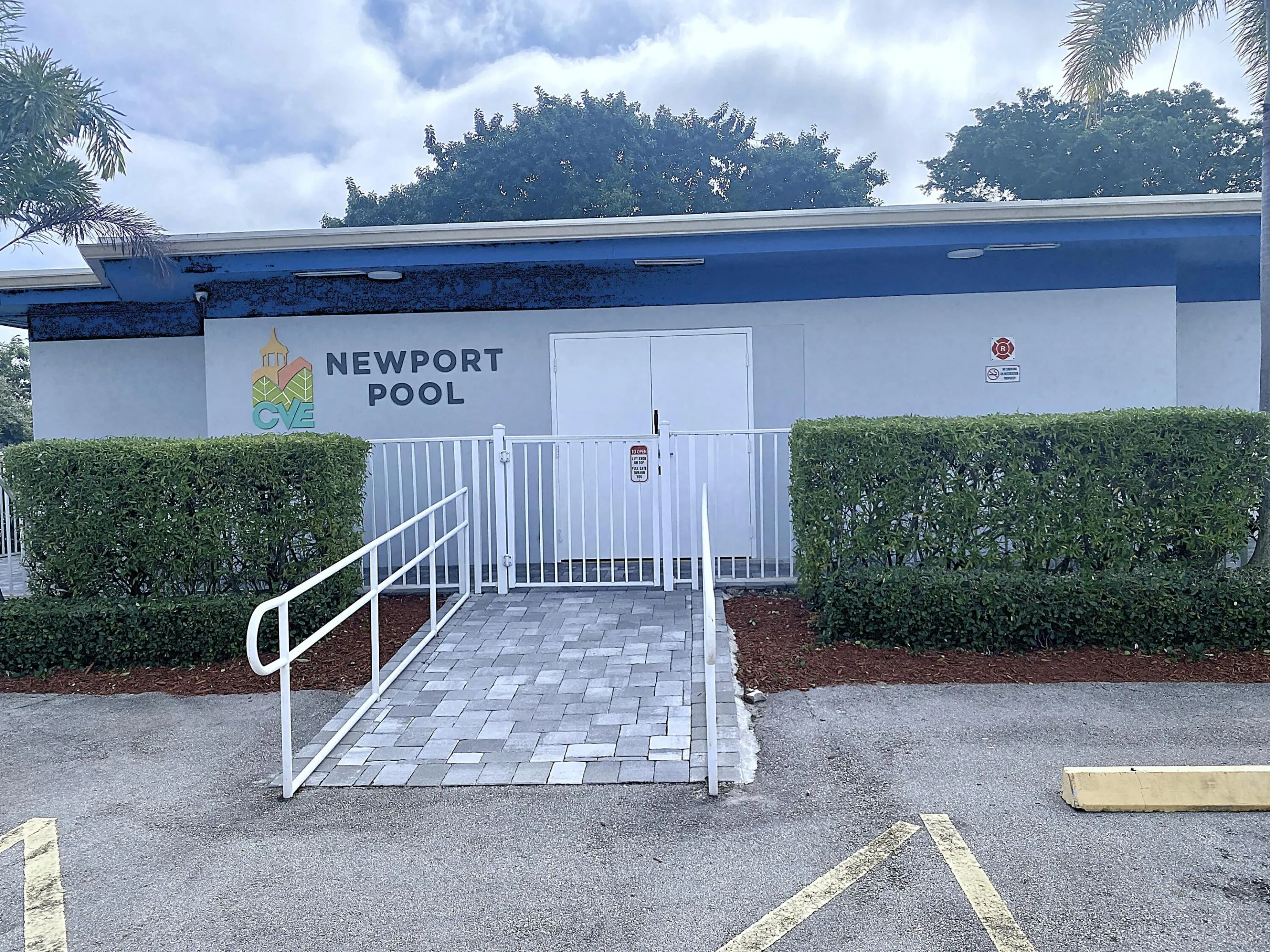 4075 NEWPORT Q Drive