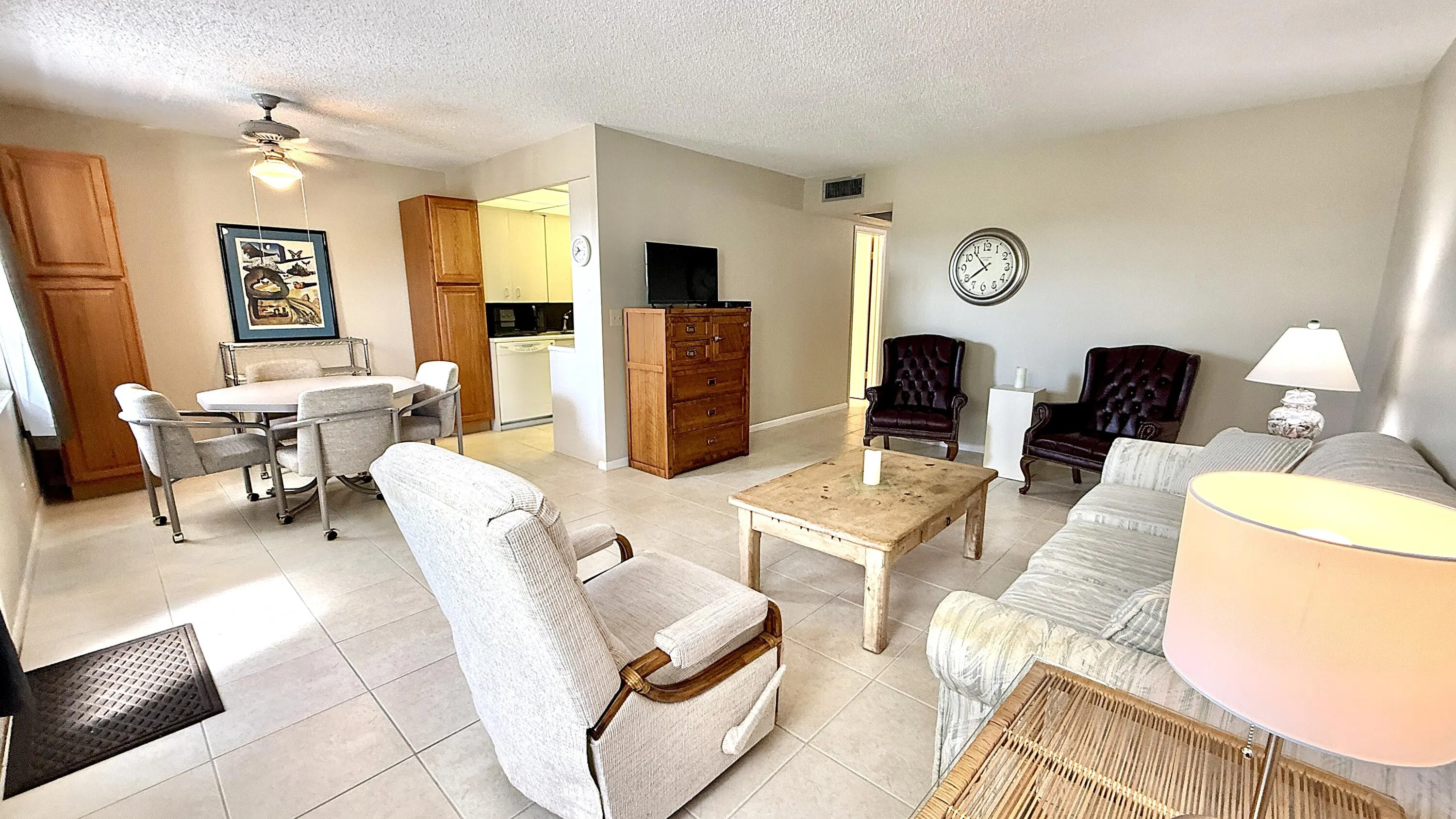 4075 NEWPORT Q Drive