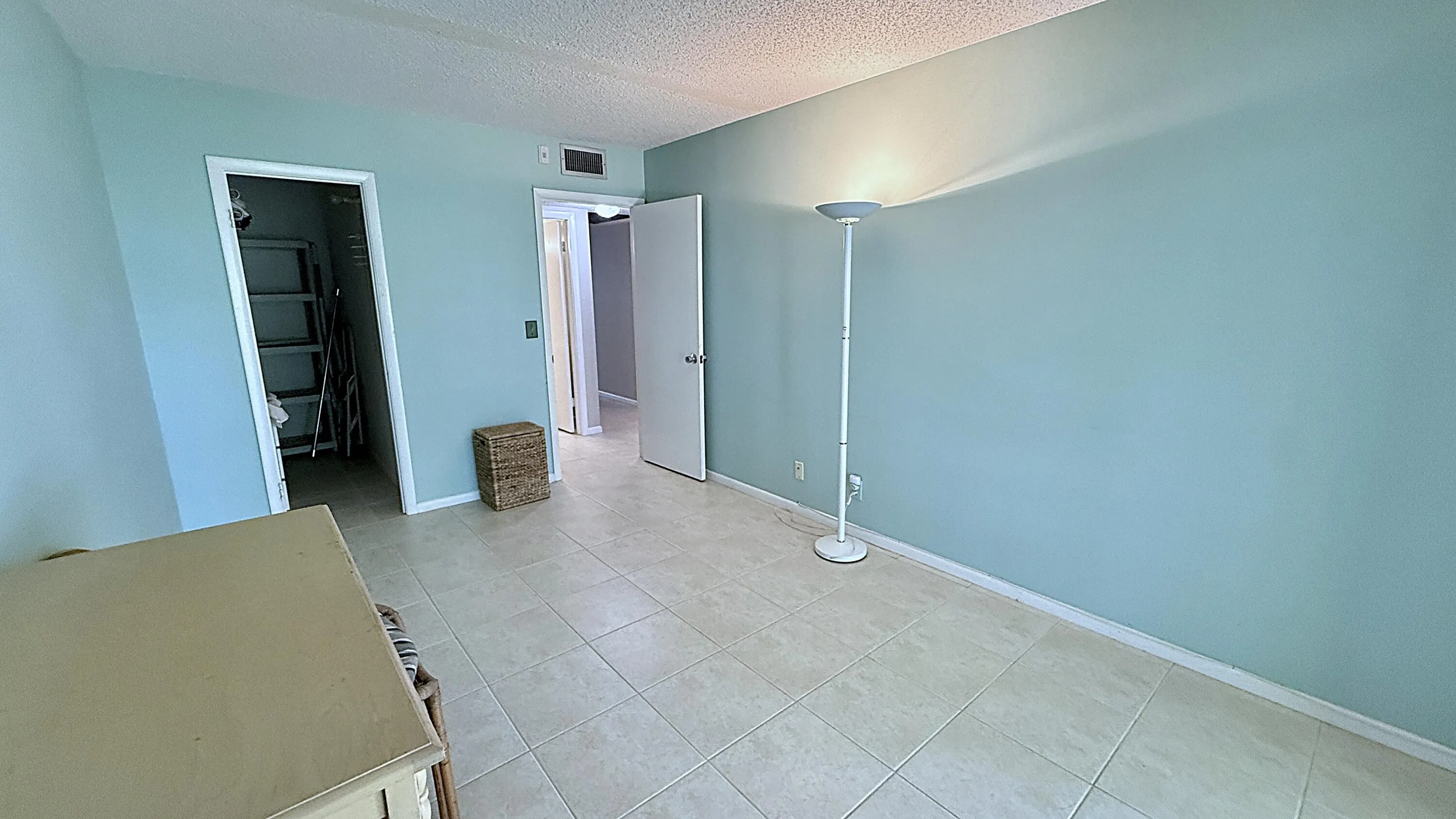 4075 NEWPORT Q Drive