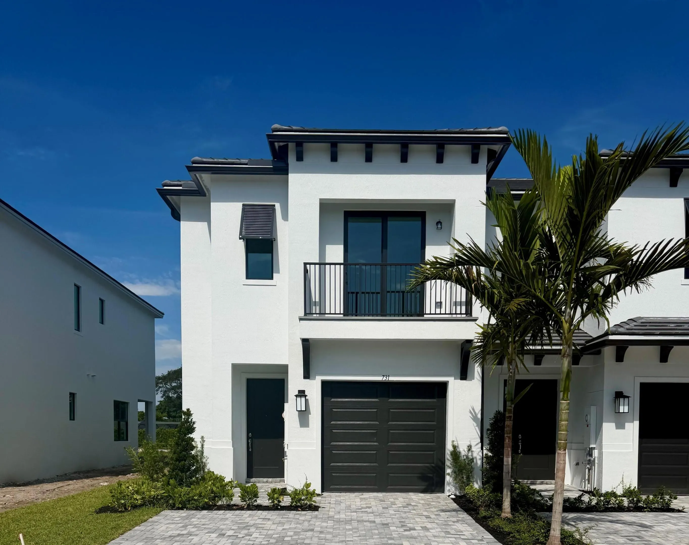 711 Nove Boulevard #15 Mangrove