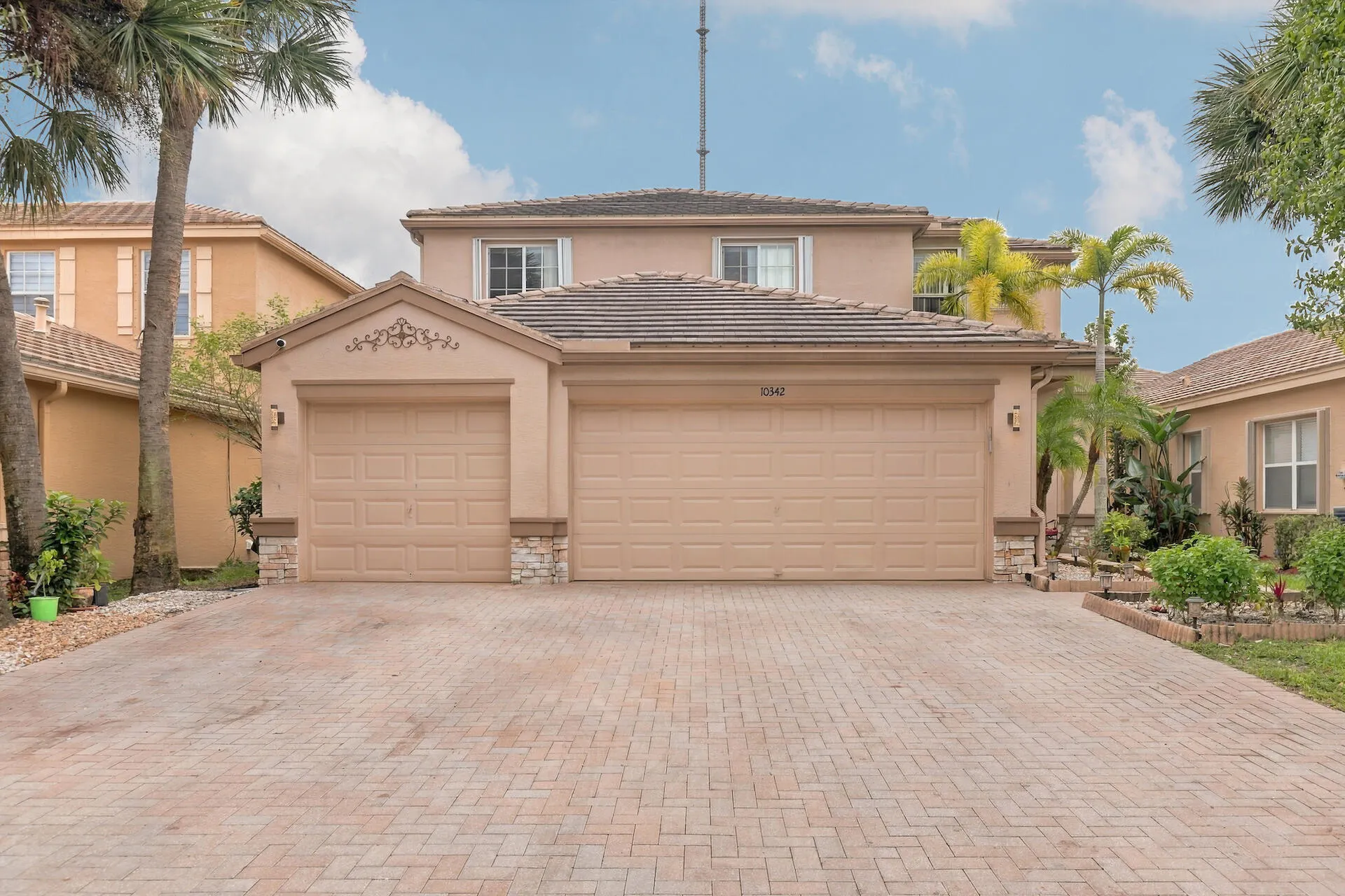 10342 Old Winston Court