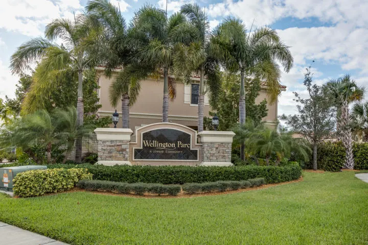 10199 WELLINGTON PARC Drive