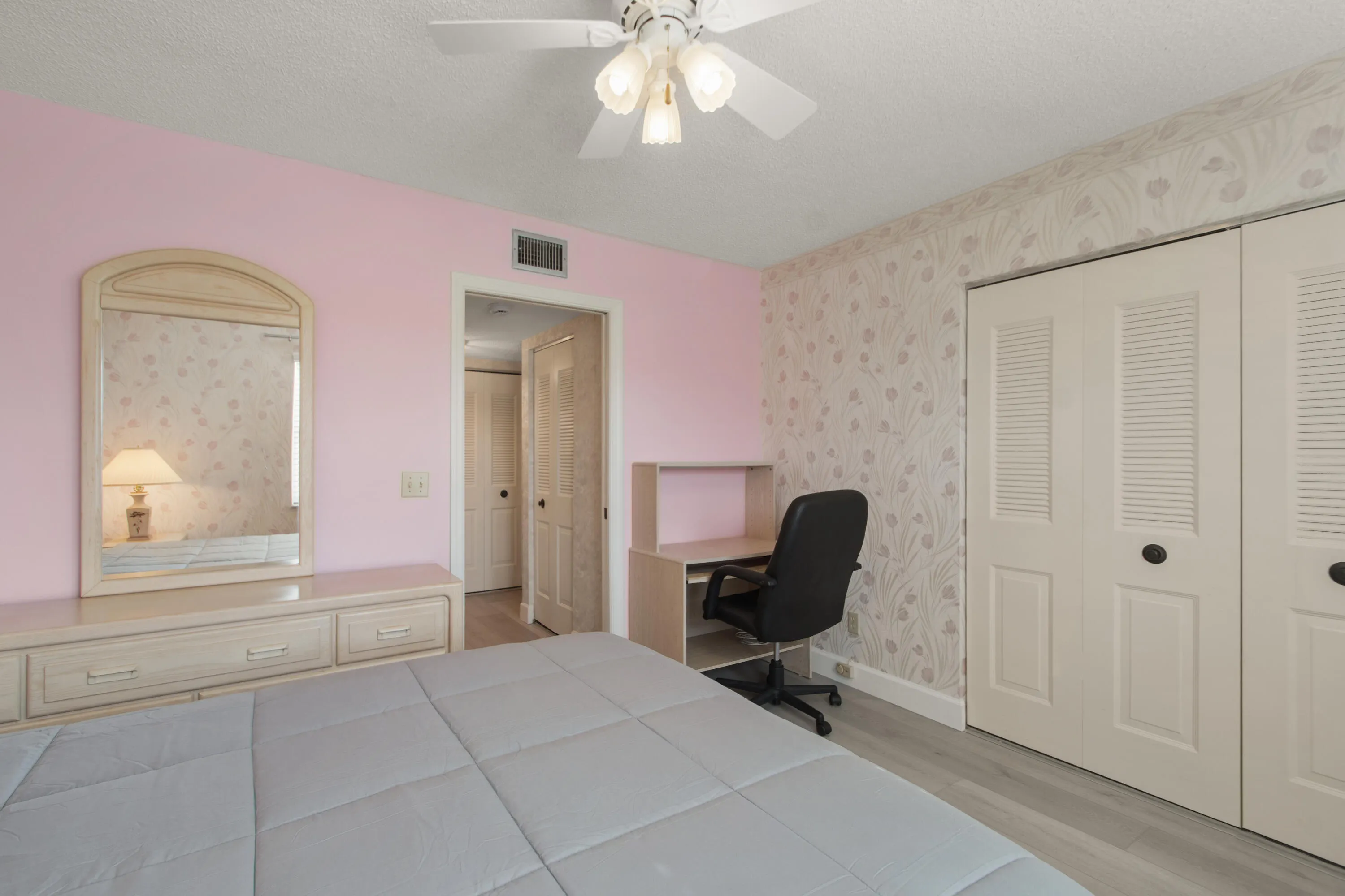 406 GROVE ISLE Circle #406