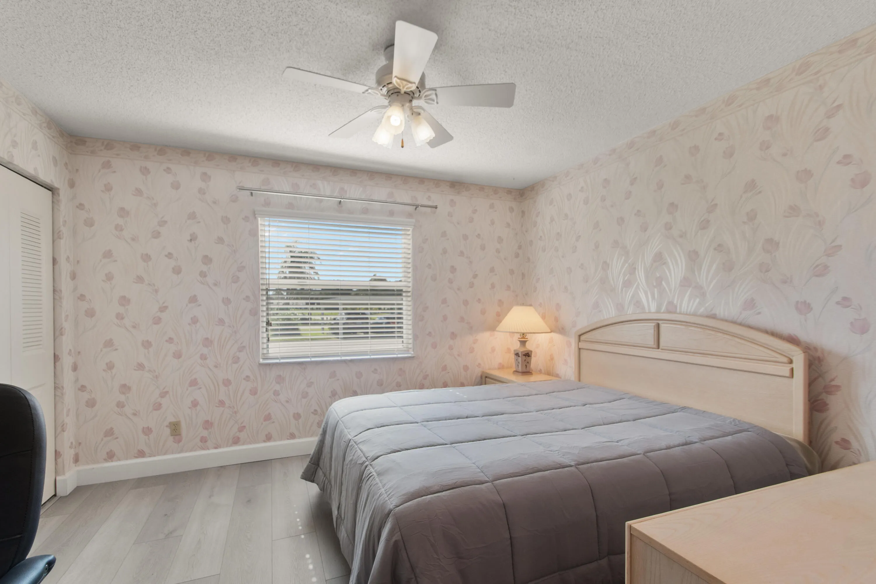 406 GROVE ISLE Circle #406