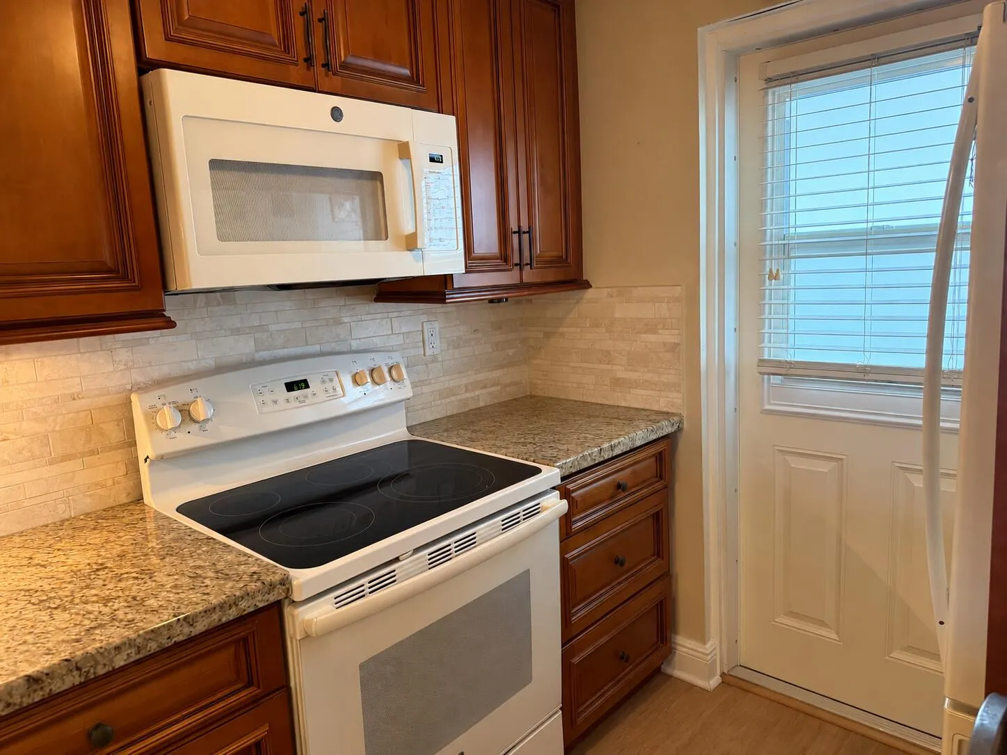 1427 E Hillsboro Boulevard #Apt 528