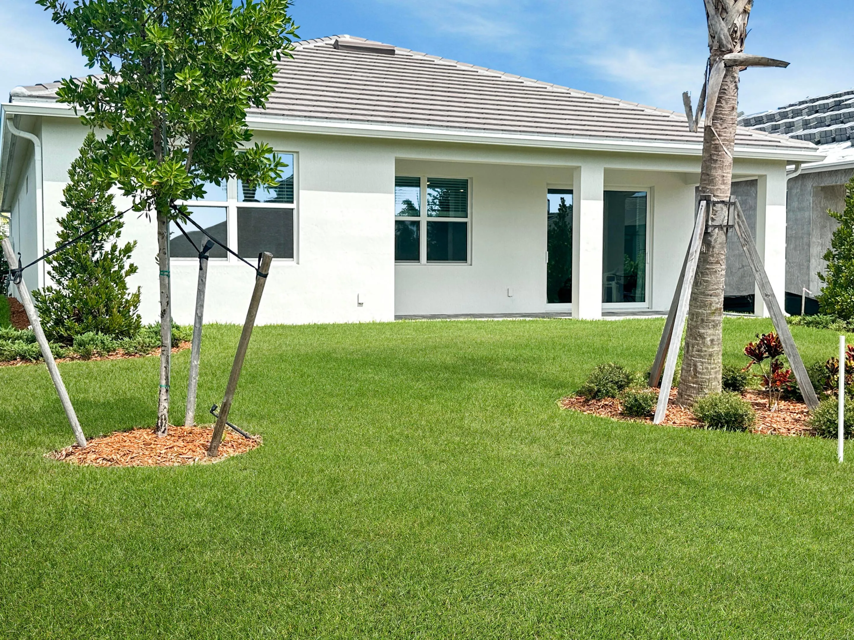 1156 HAVEN Circle