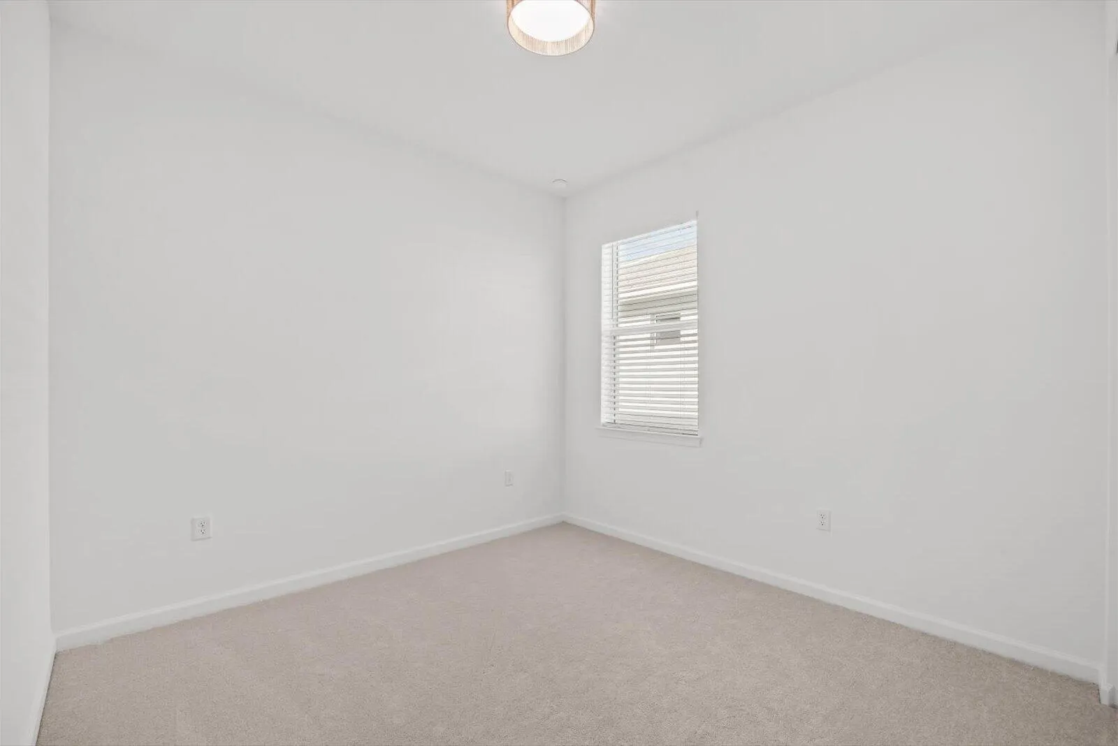 1156 HAVEN Circle