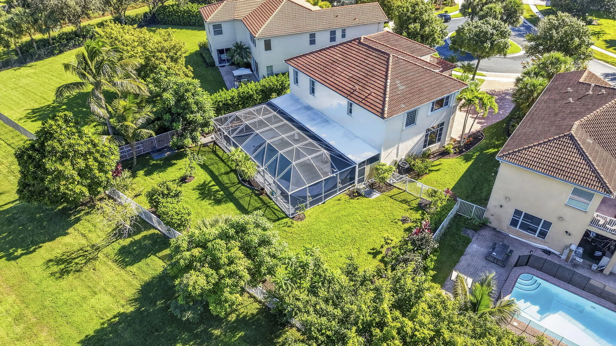 1217 CREEKSIDE Drive