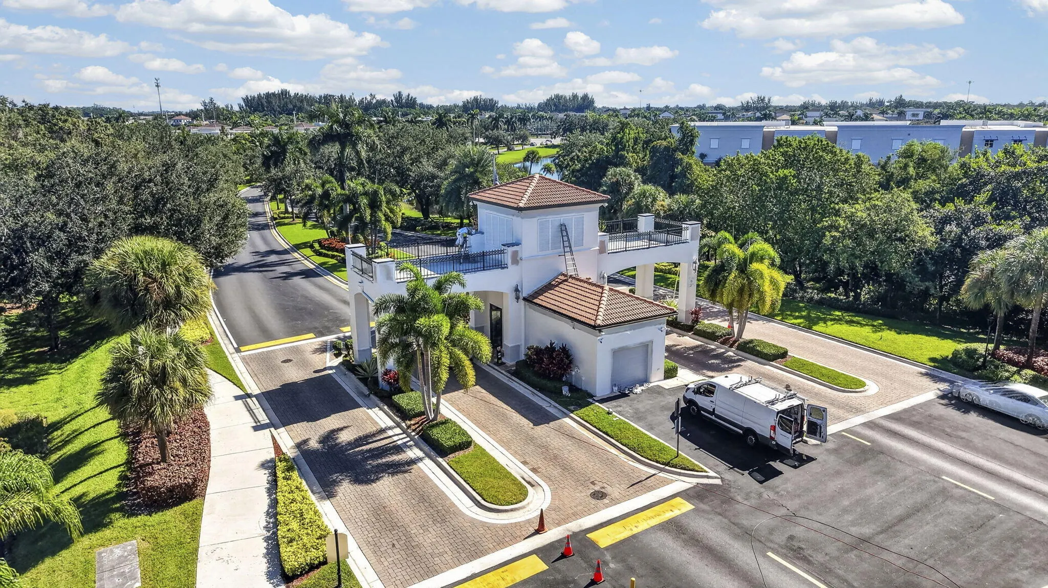 1217 CREEKSIDE Drive