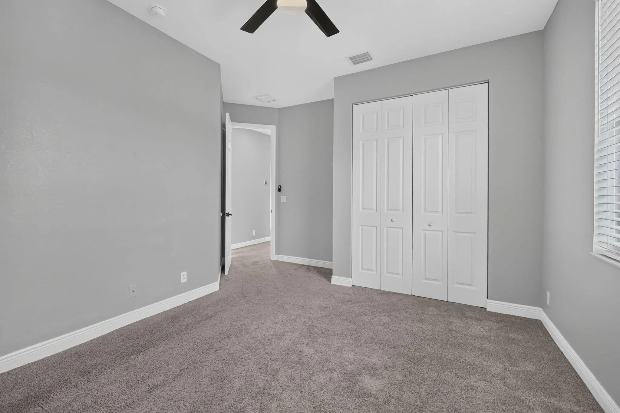 1217 CREEKSIDE Drive