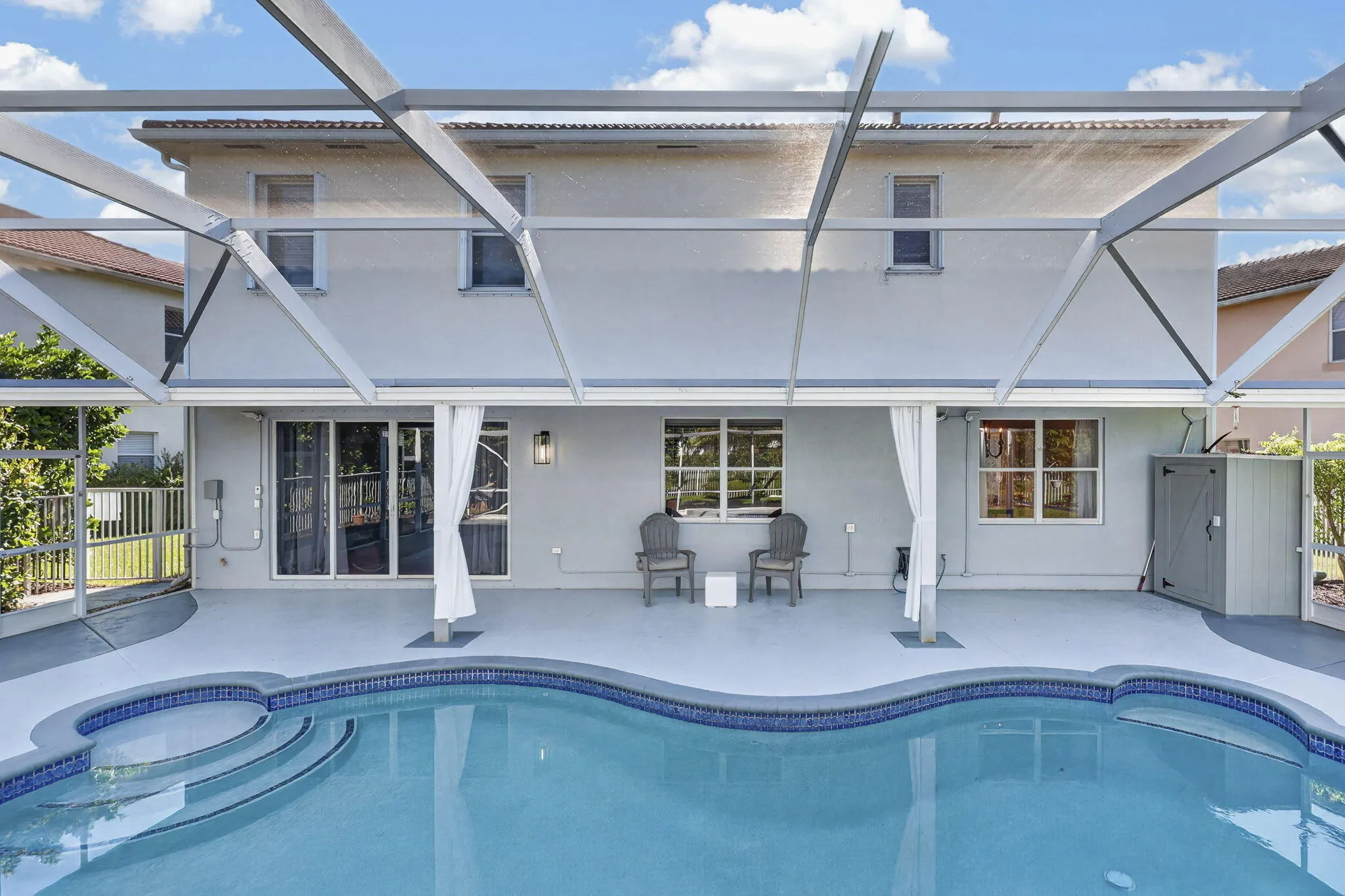 1217 CREEKSIDE Drive