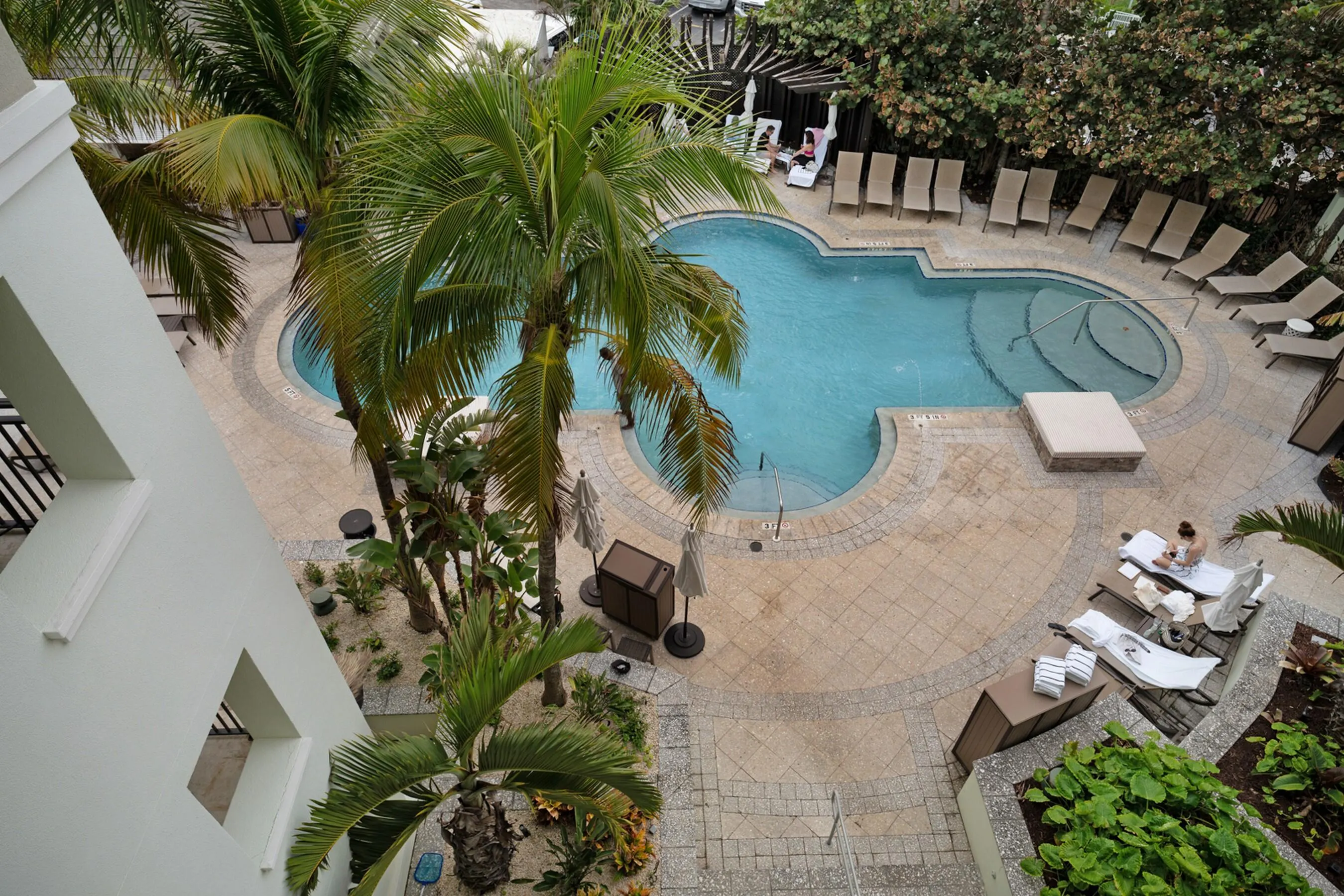 3500 Ocean Drive #321