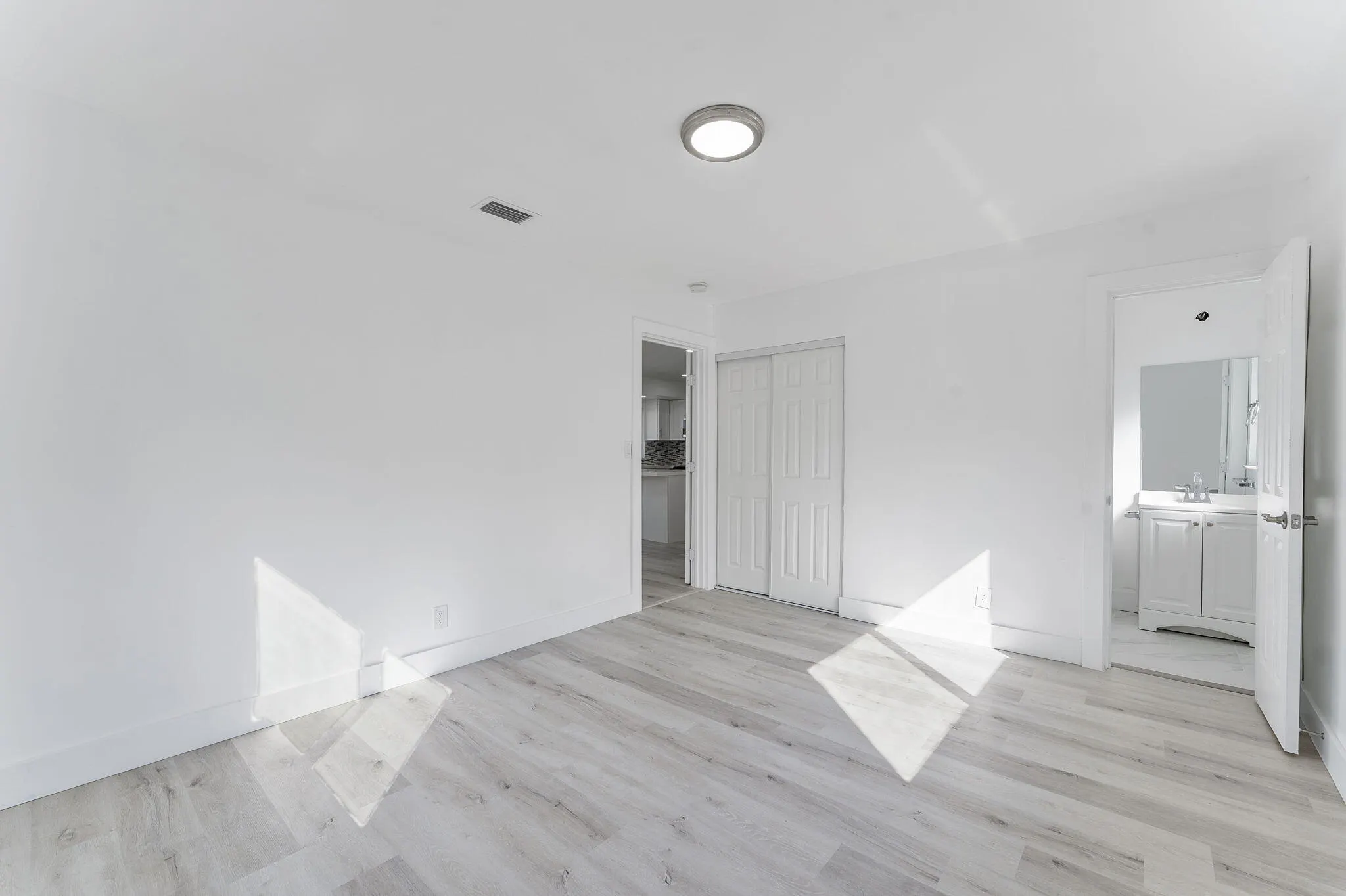 240 NW 5th Street