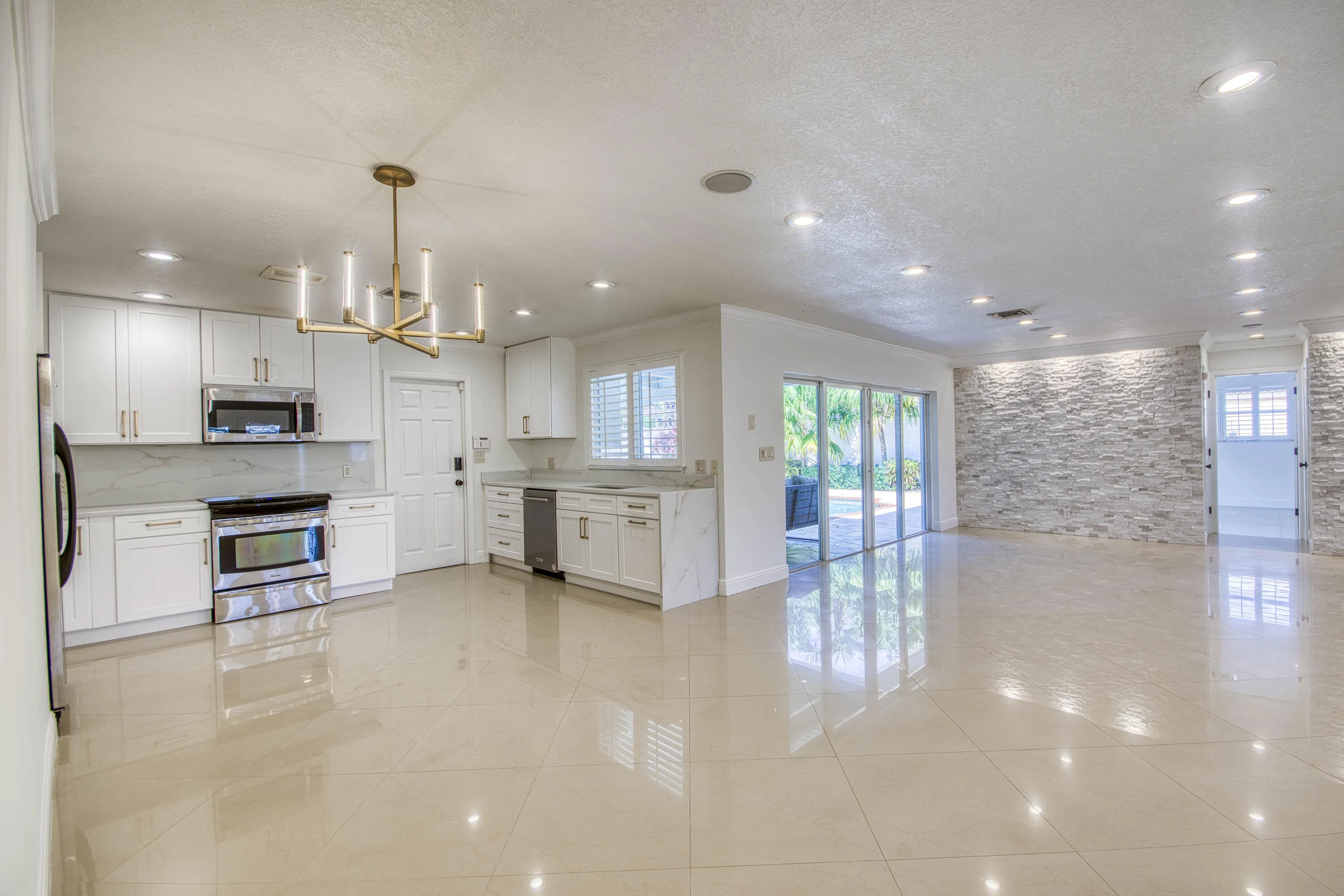 1123 SE 14th Avenue