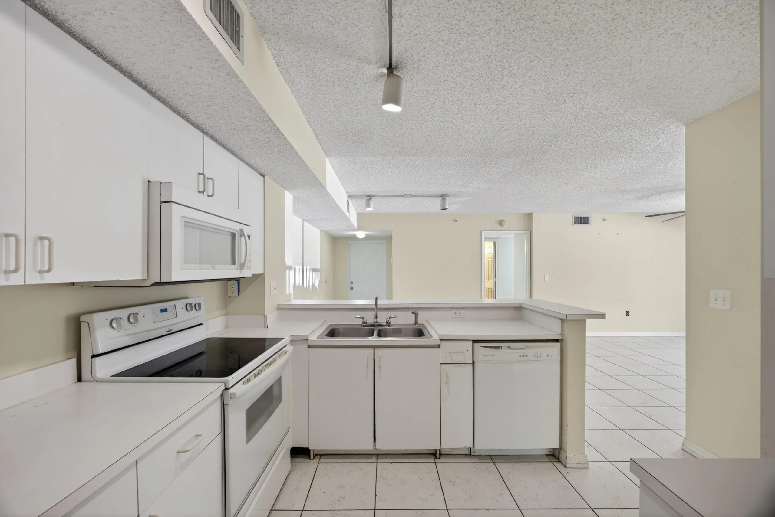 3844 LYONS Road #101-4