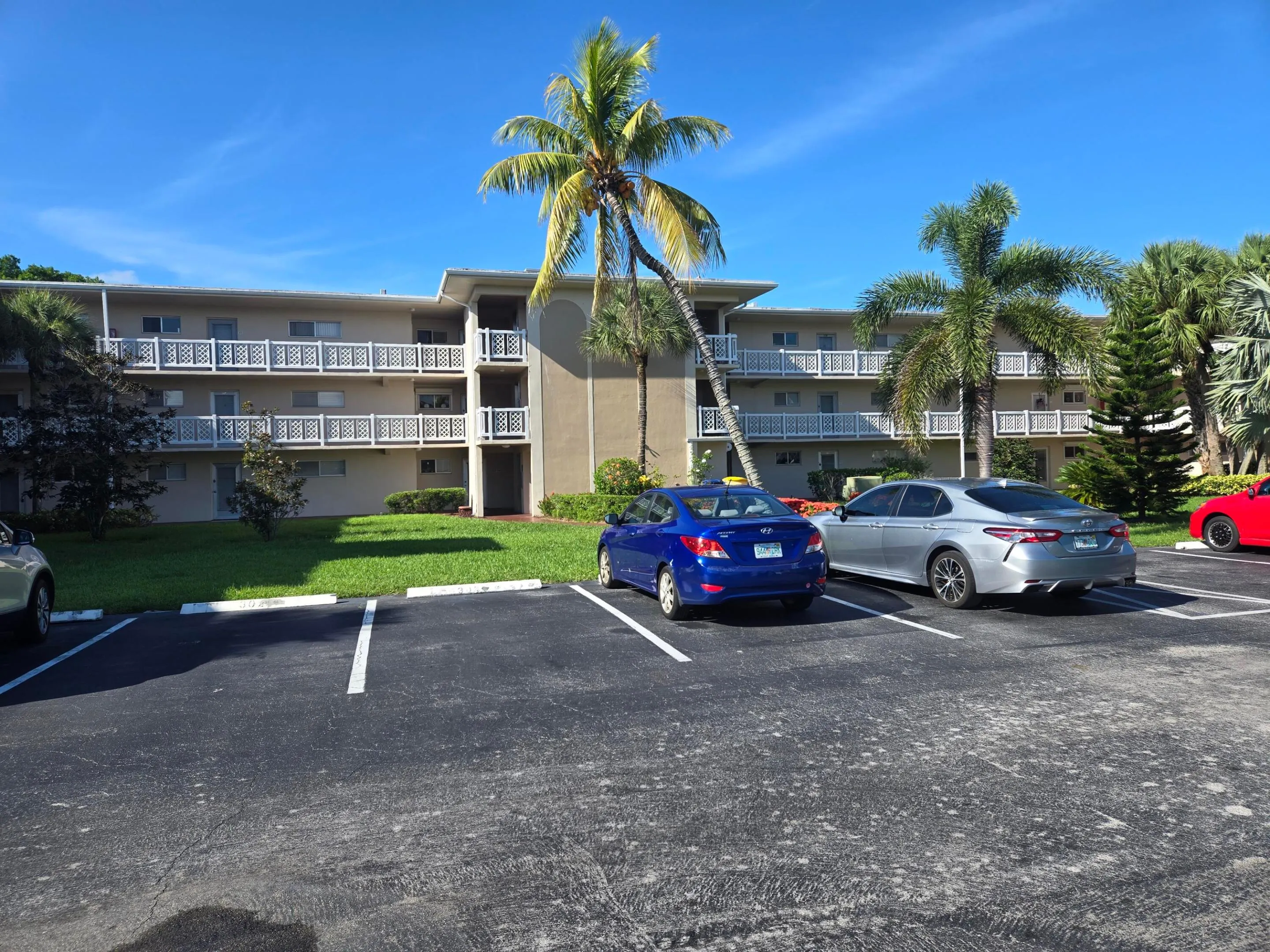 2682 Garden Drive S #304