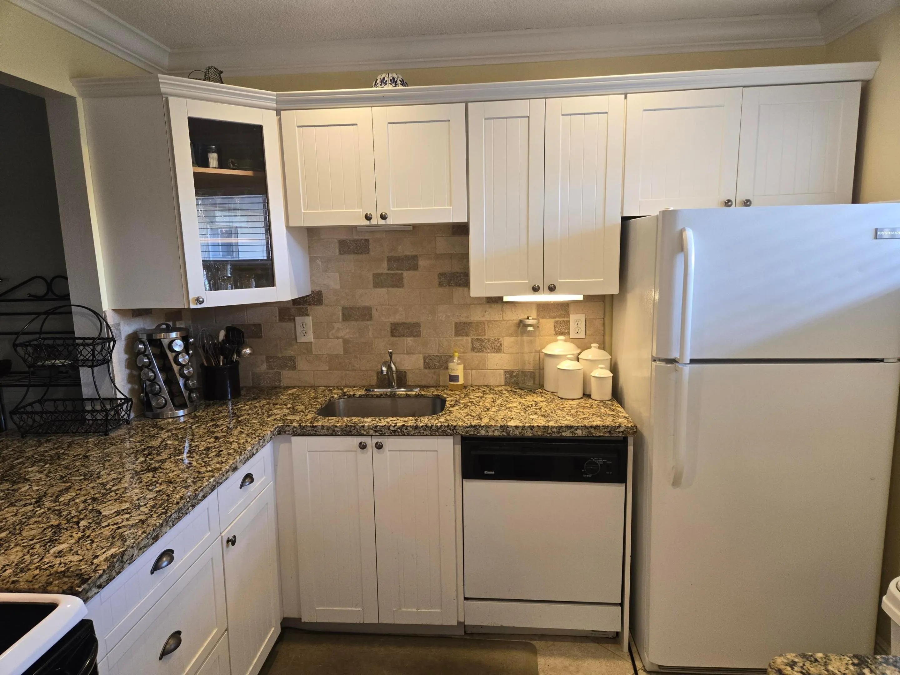 2682 Garden Drive S #304