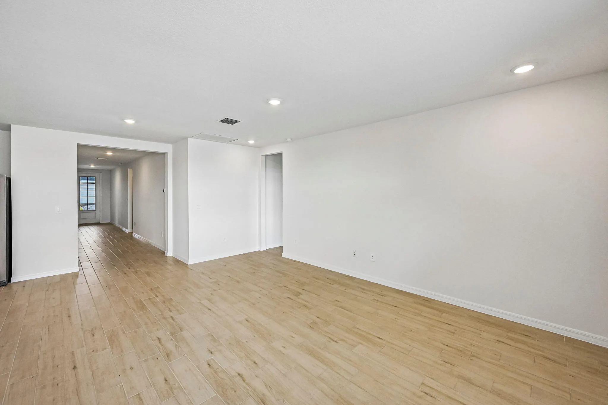 5590 HAMPTON PARK Circle