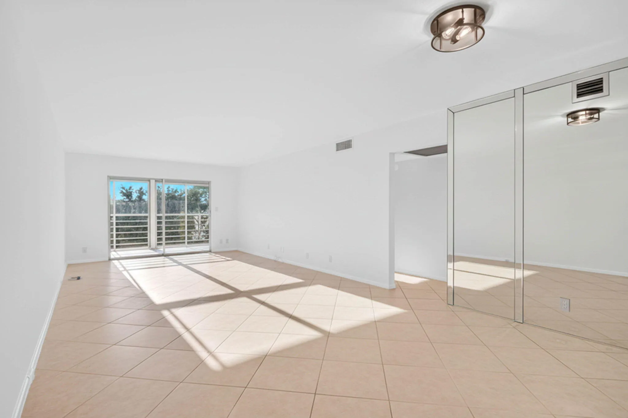 2901 Victoria Circle #D4