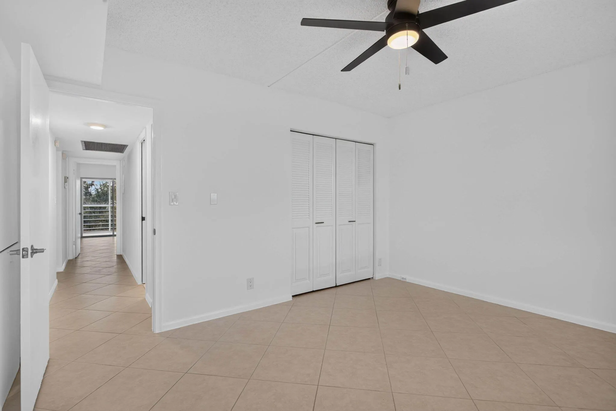 2901 Victoria Circle #D4