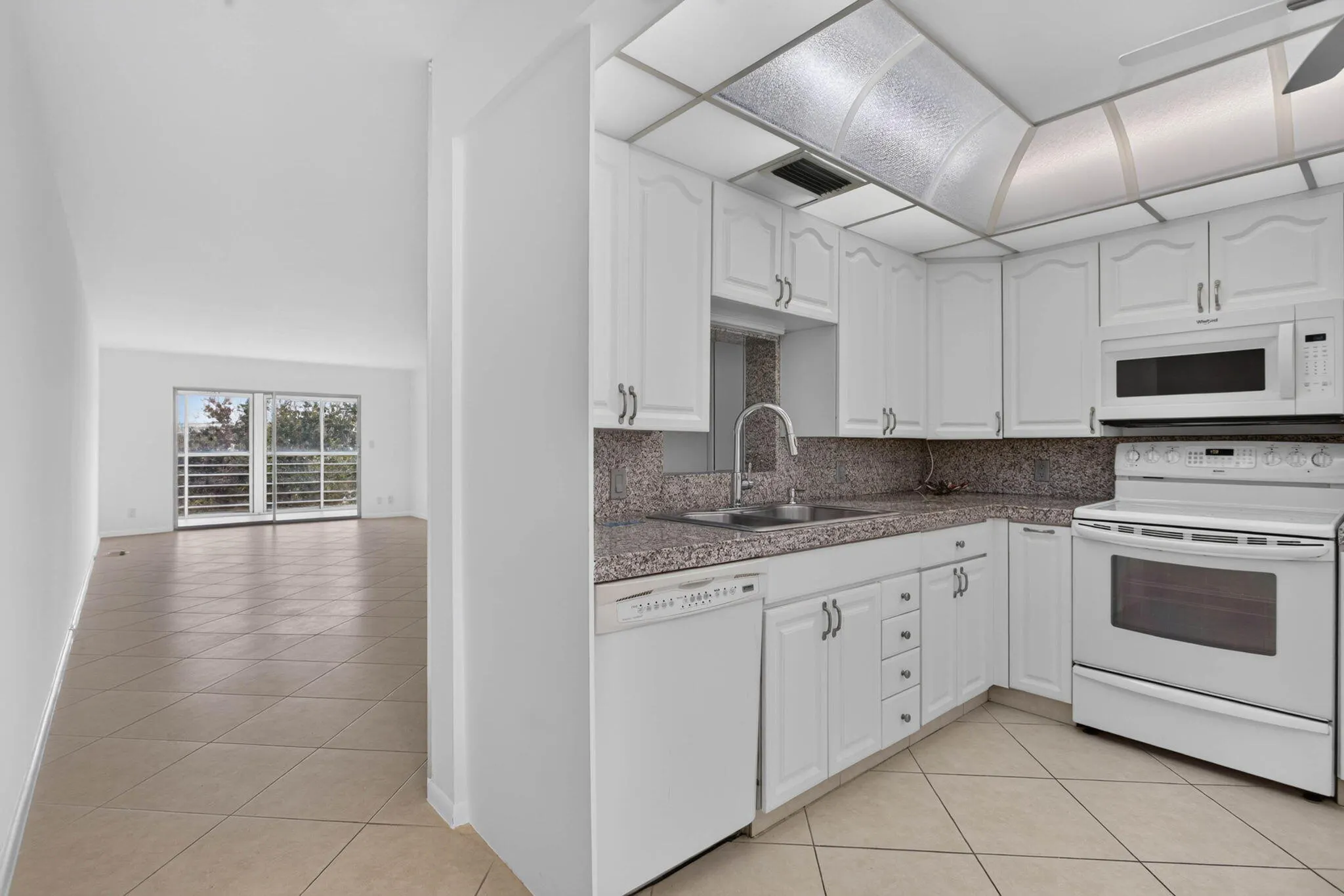 2901 Victoria Circle #D4