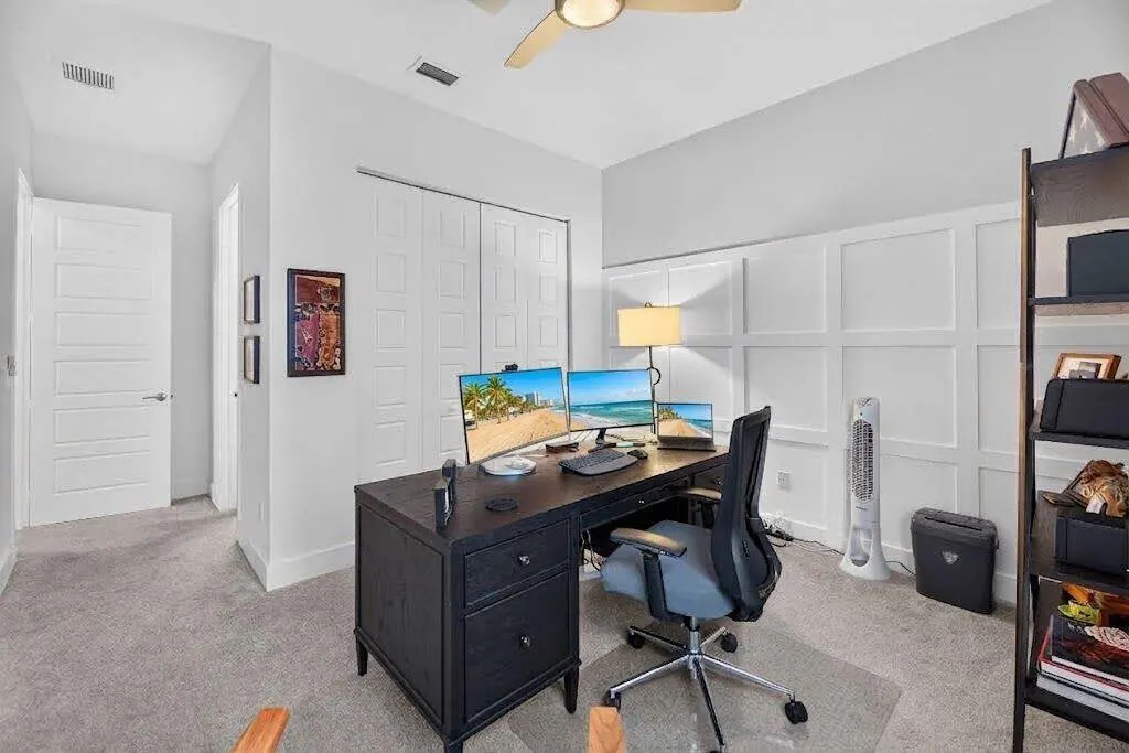 10490 S Lago Vista Circle