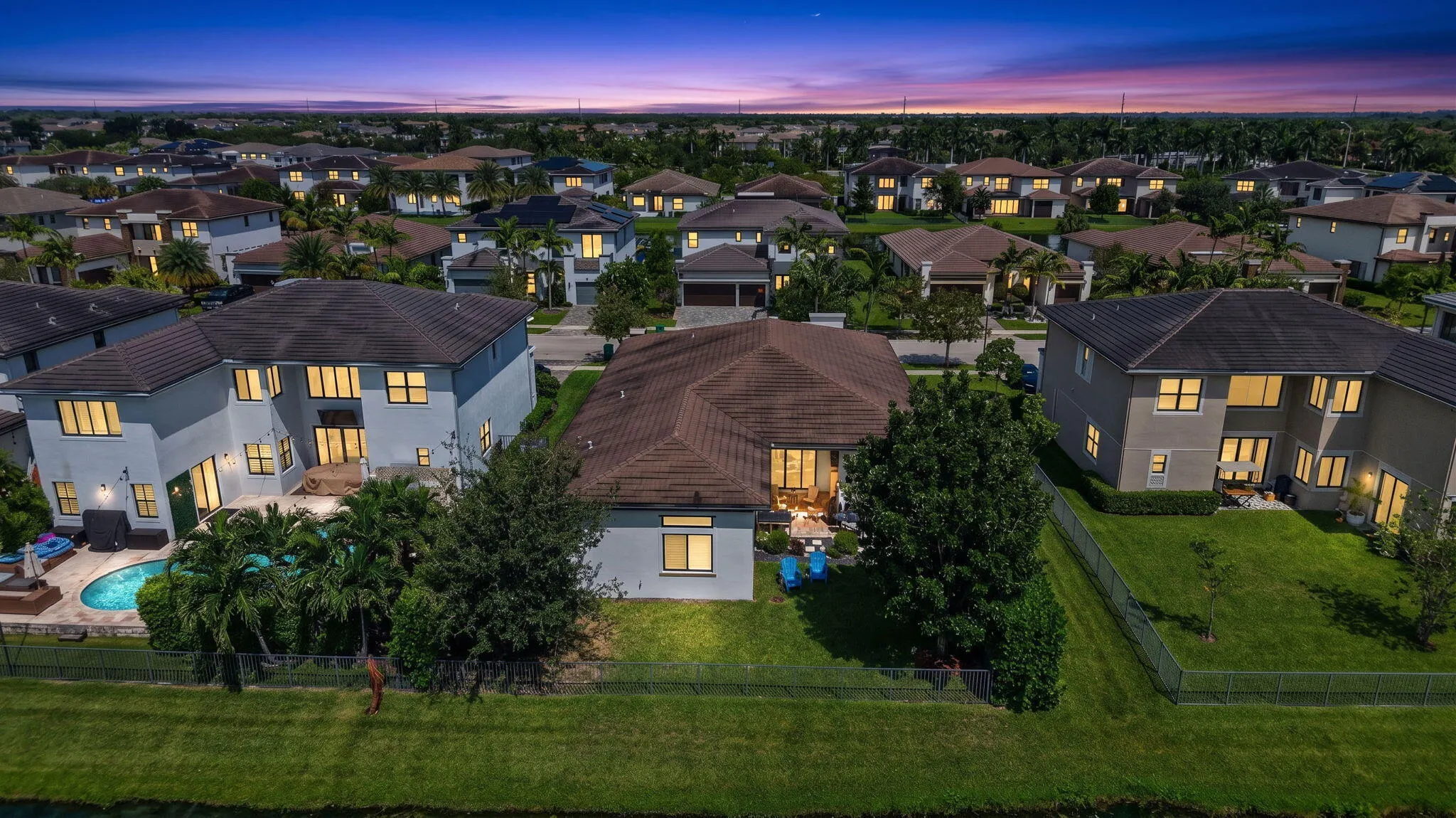 10490 S Lago Vista Circle