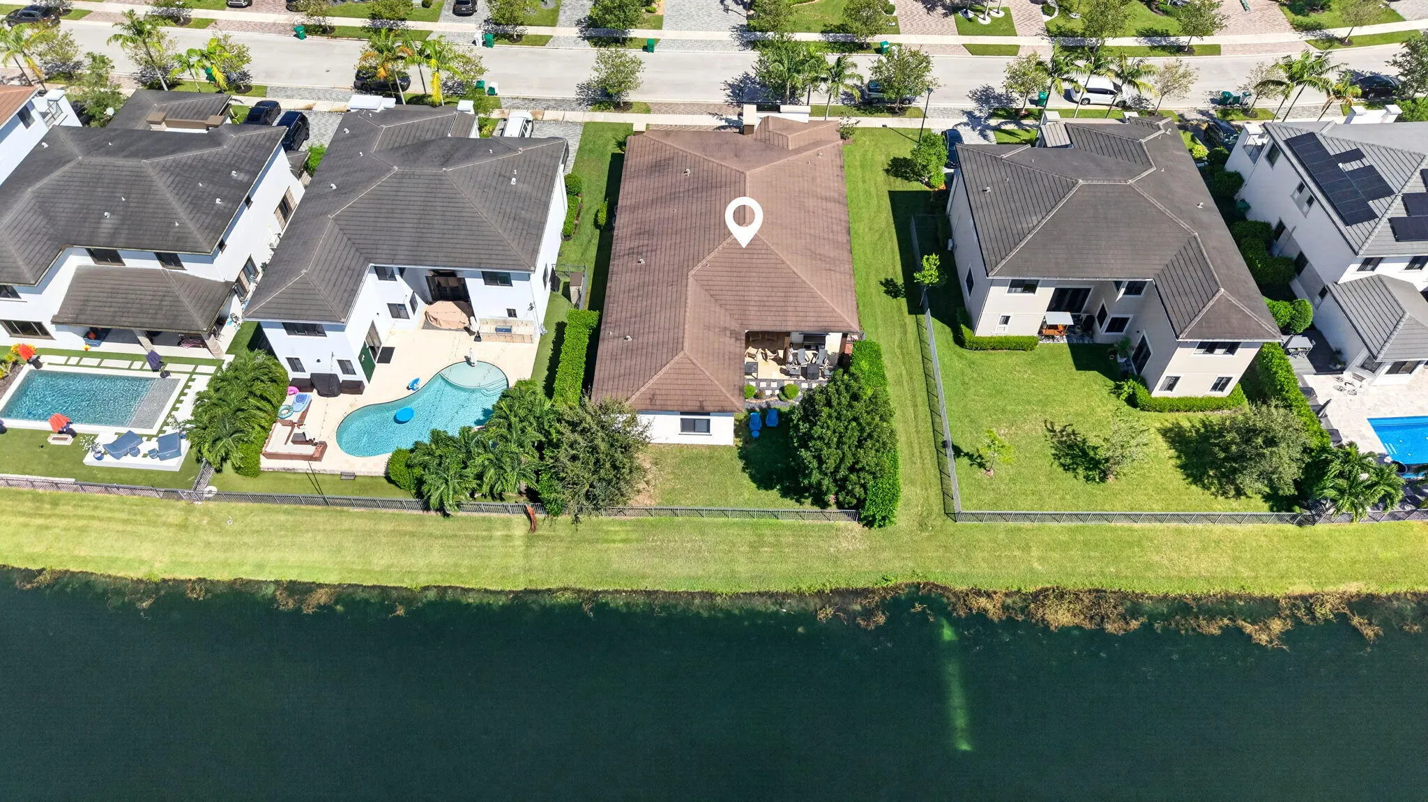 10490 S Lago Vista Circle