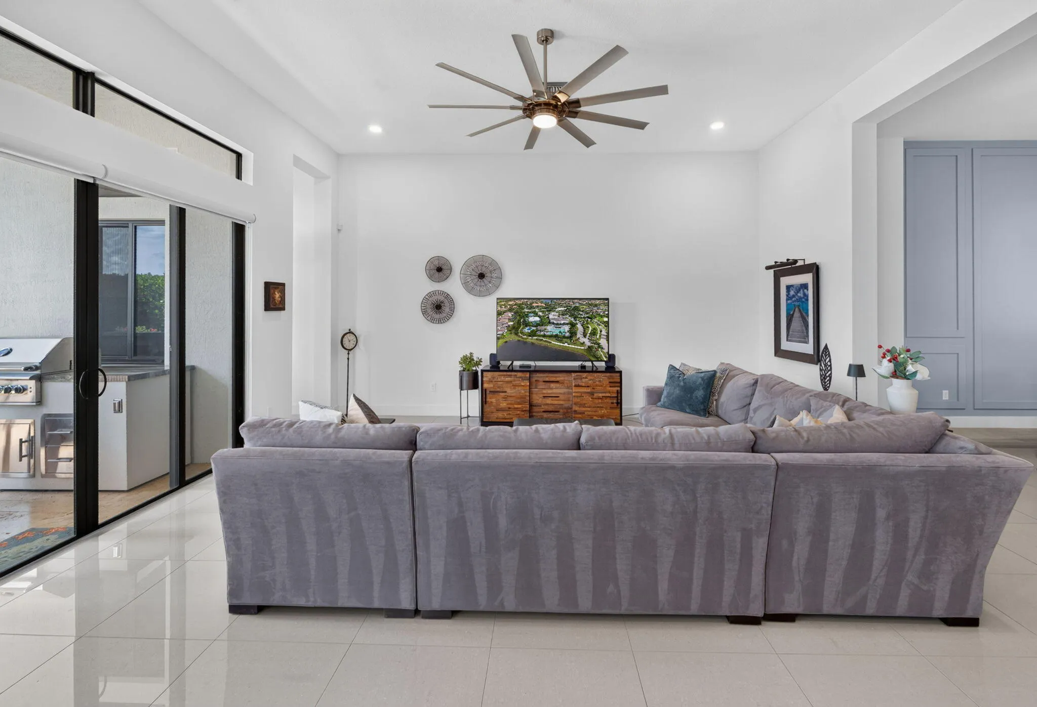 10490 S Lago Vista Circle