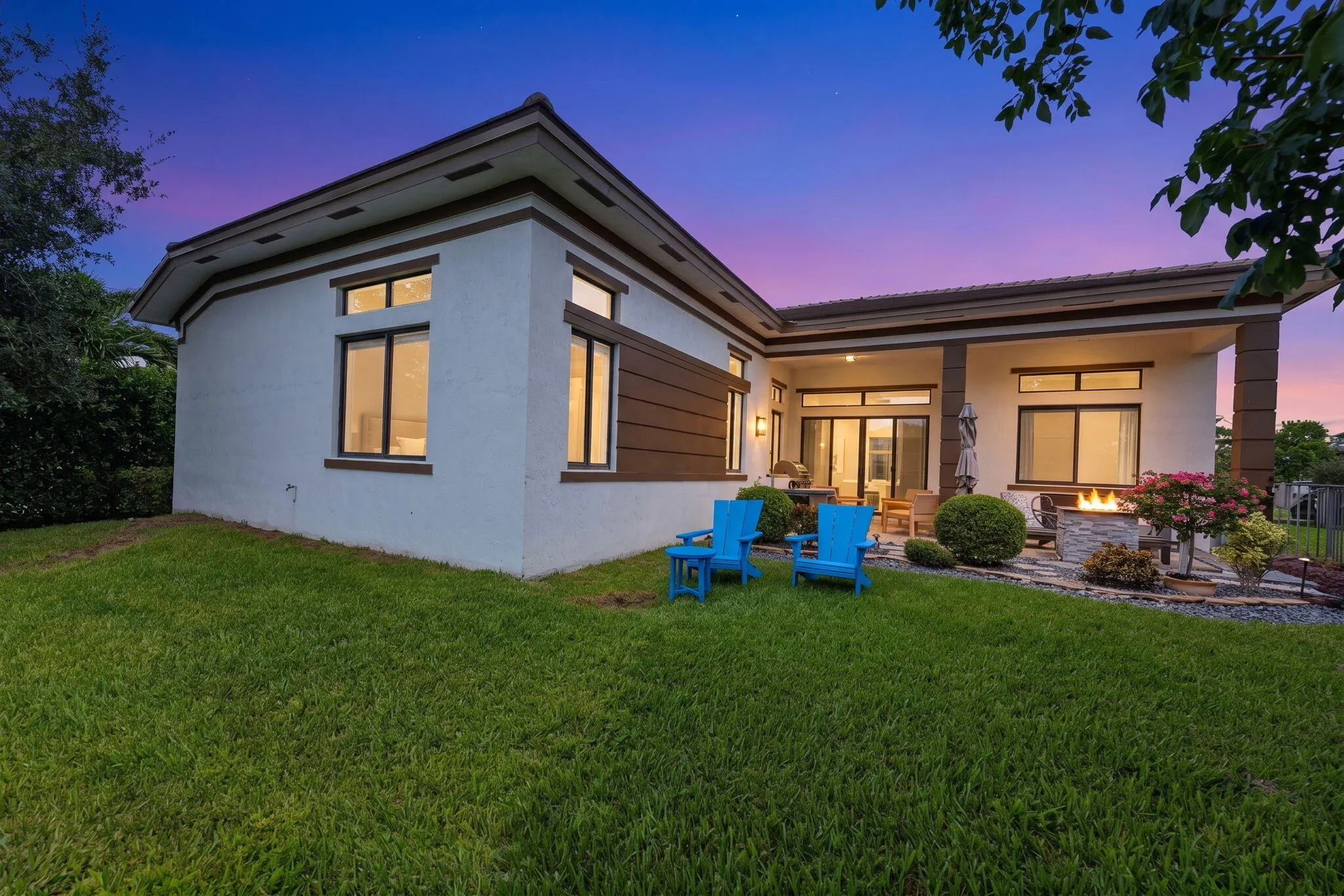 10490 S Lago Vista Circle