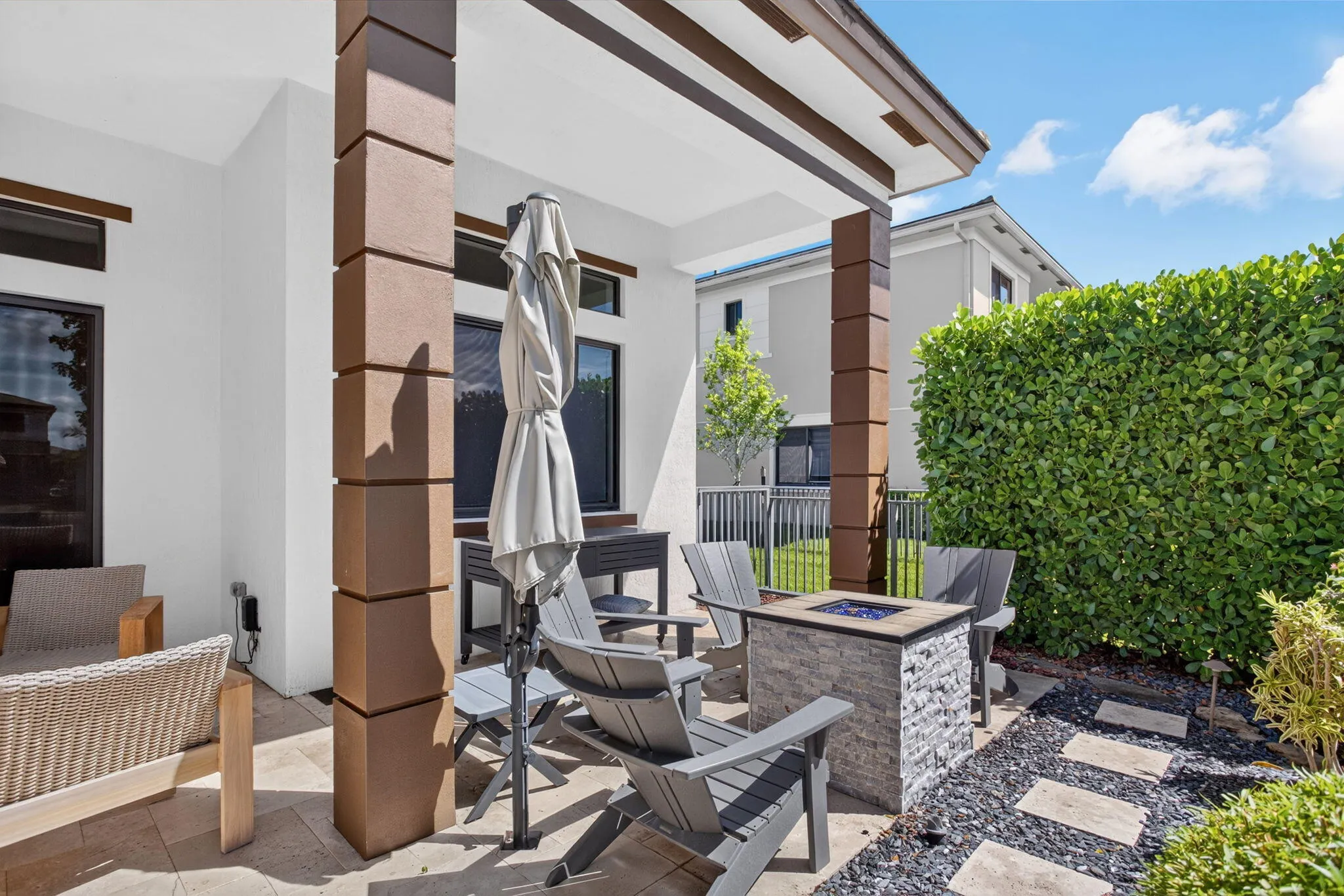10490 S Lago Vista Circle