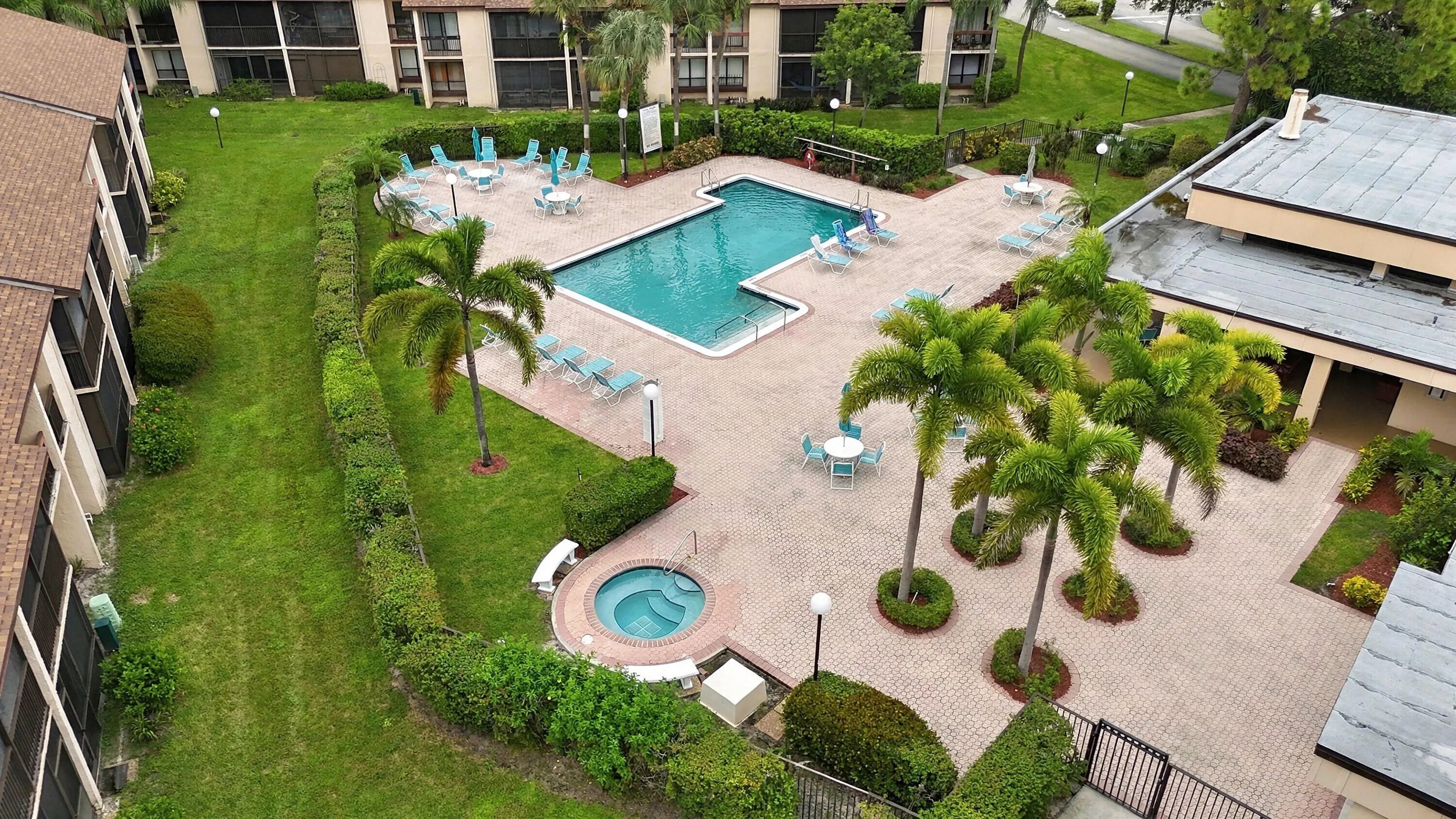 2379 SW 15TH Street #115