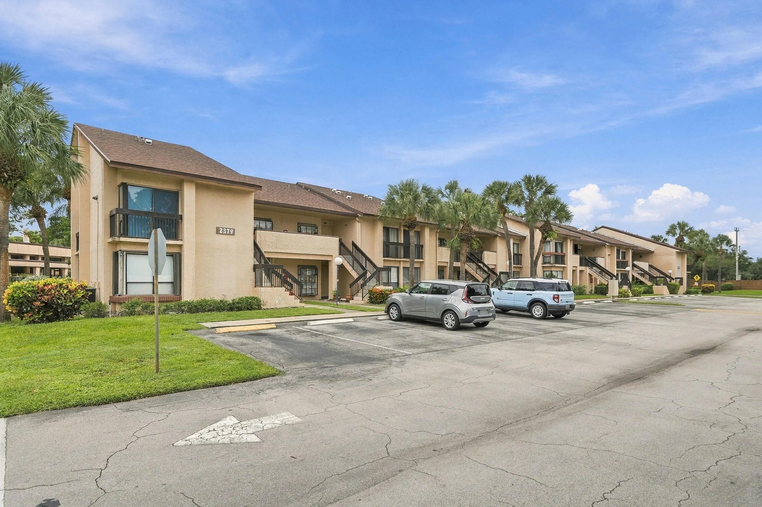 2379 SW 15TH Street #115
