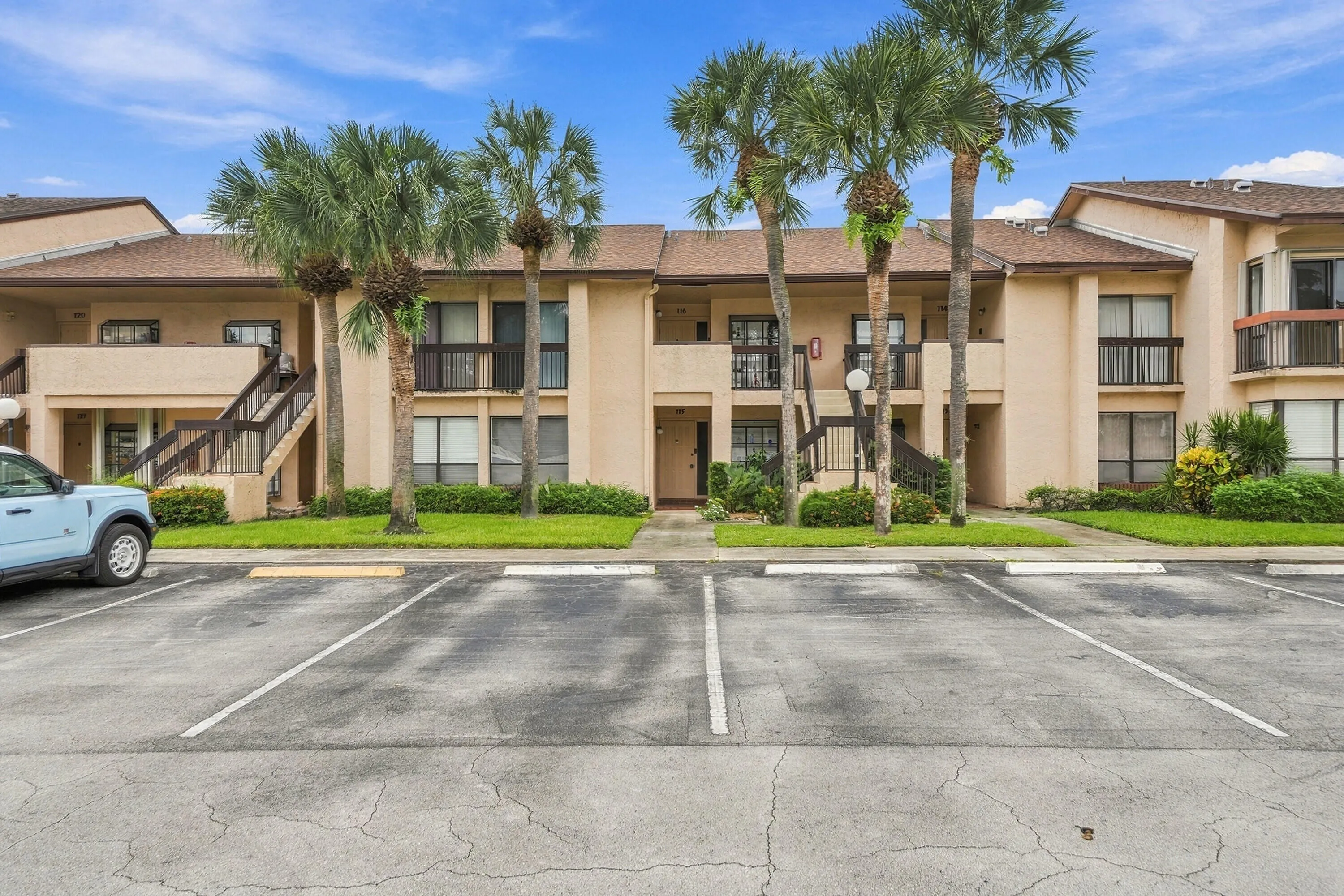 2379 SW 15TH Street #115