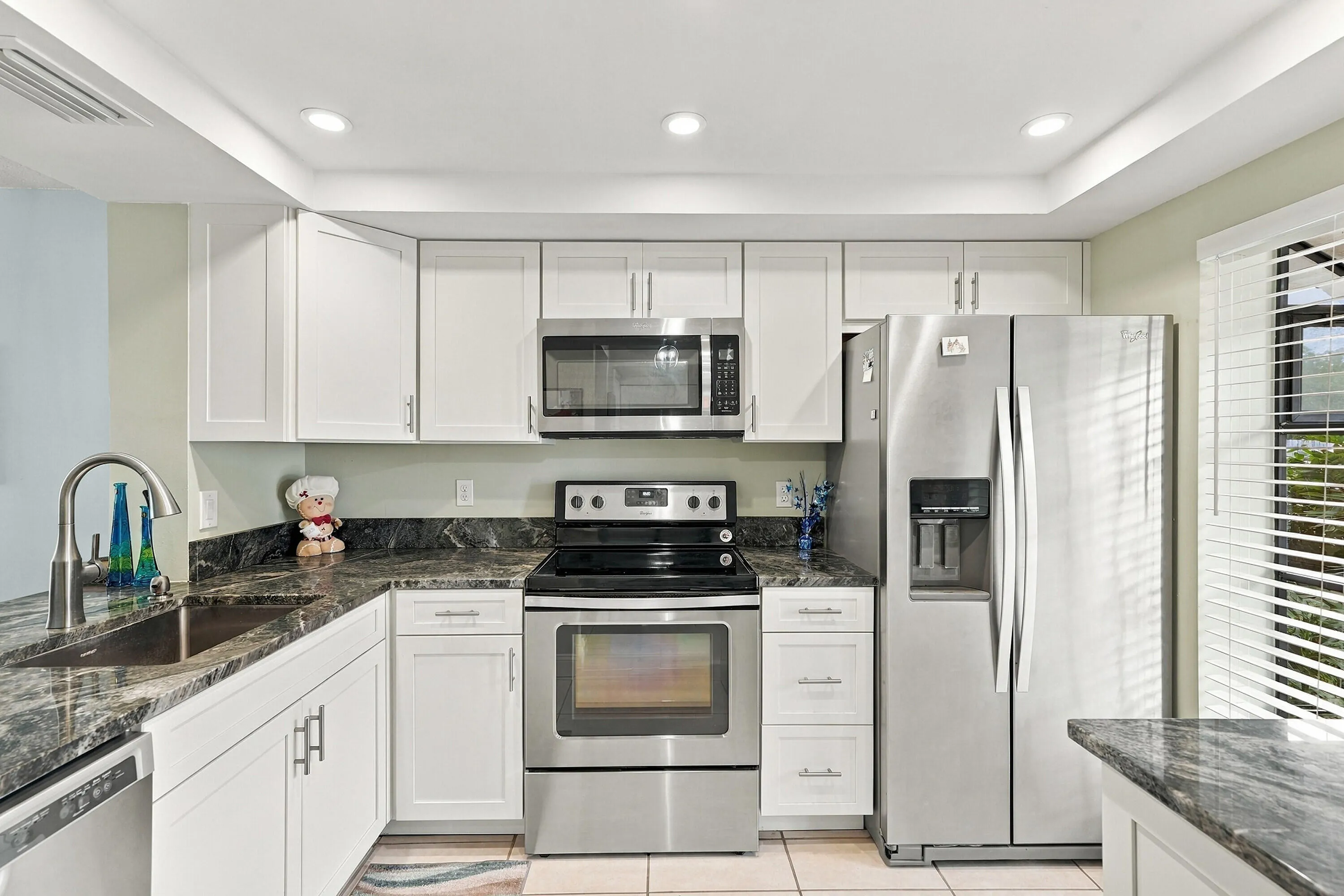 2379 SW 15TH Street #115