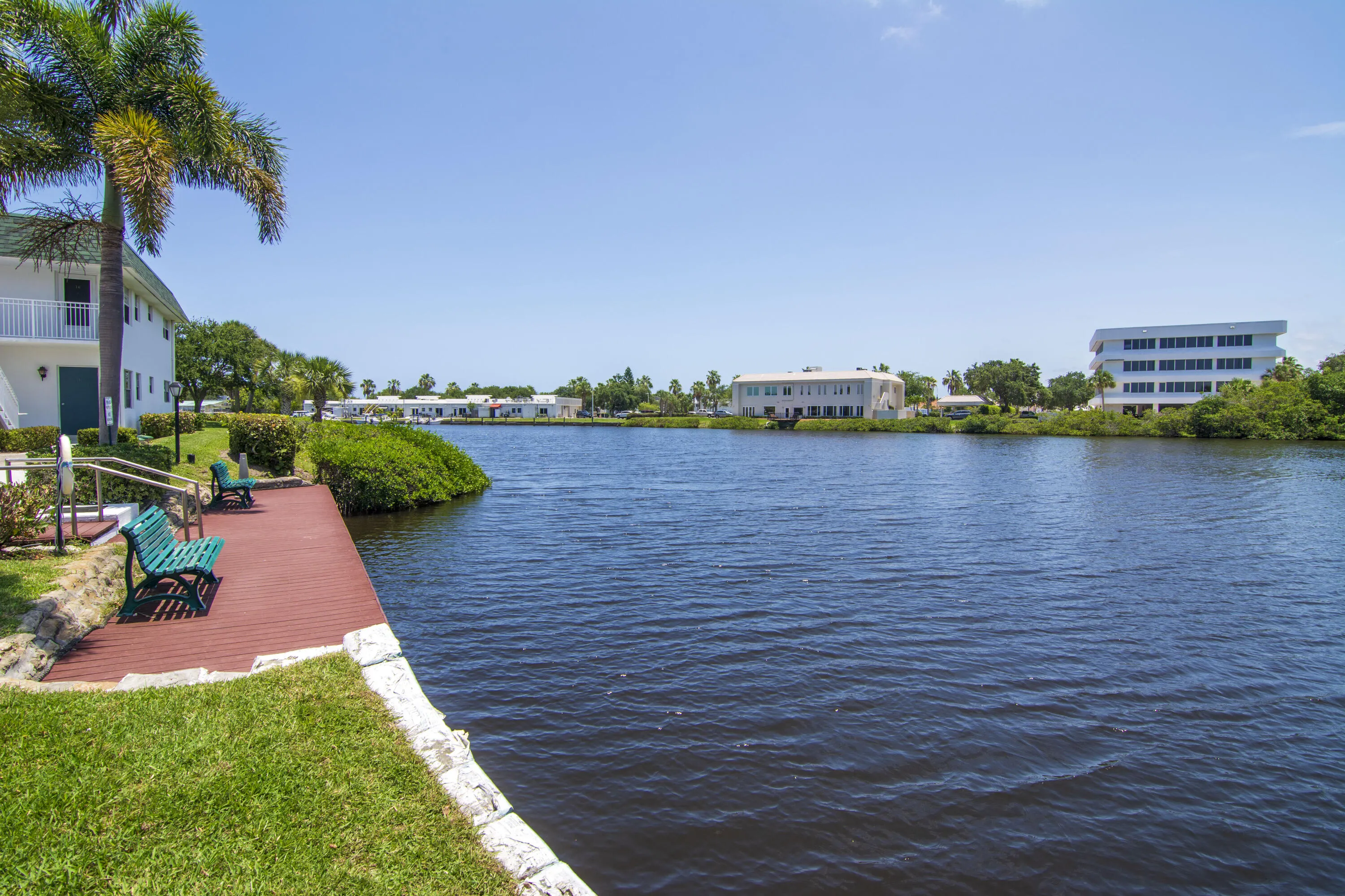 2800 Indian River Boulevard #O-5