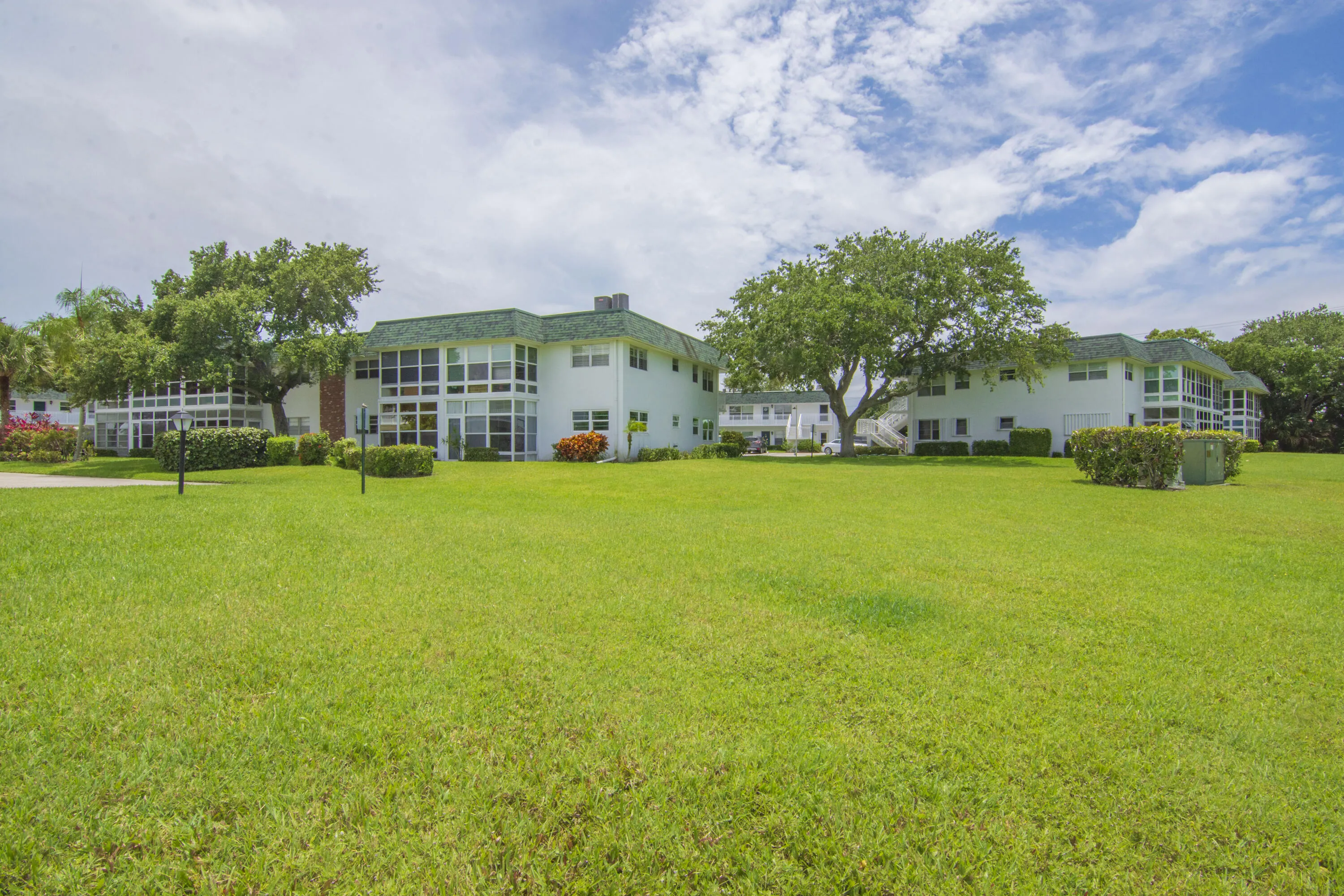 2800 Indian River Boulevard #O-5
