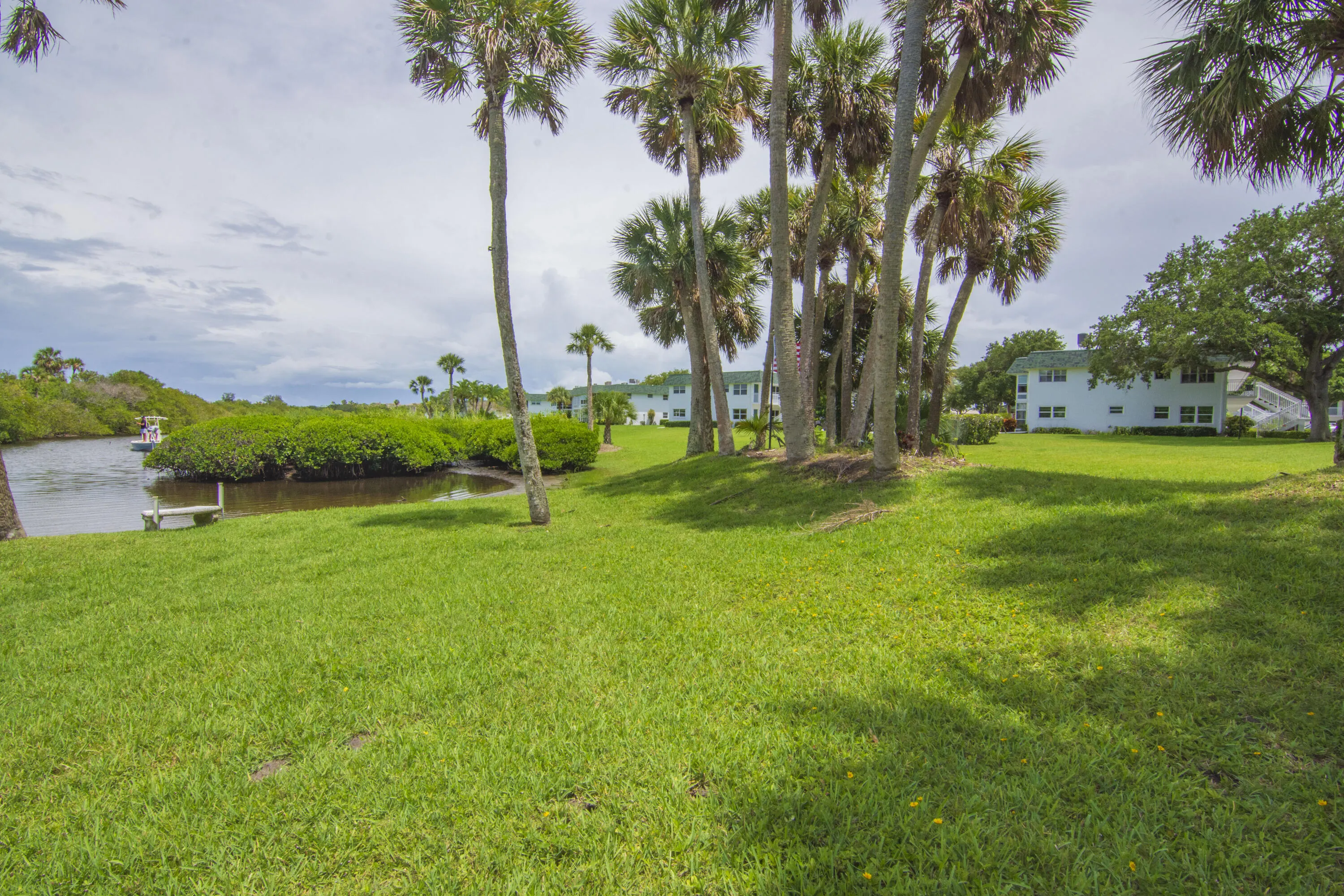 2800 Indian River Boulevard #O-5