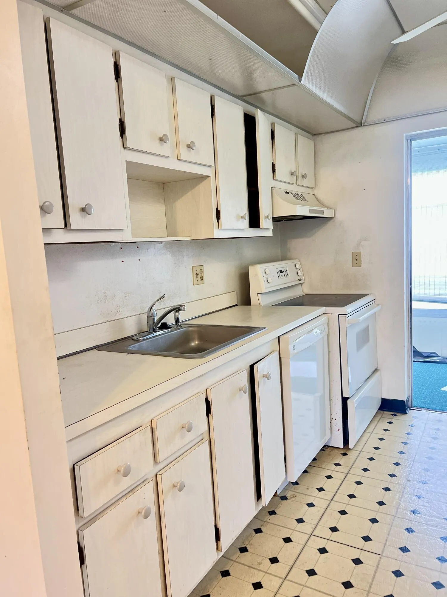 601 NW 78th Terrace #205