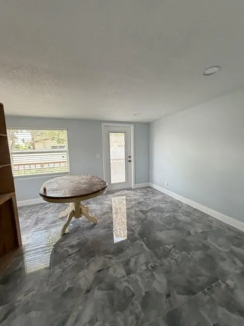 3040 Tropical Trail