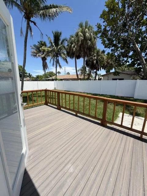 3040 Tropical Trail