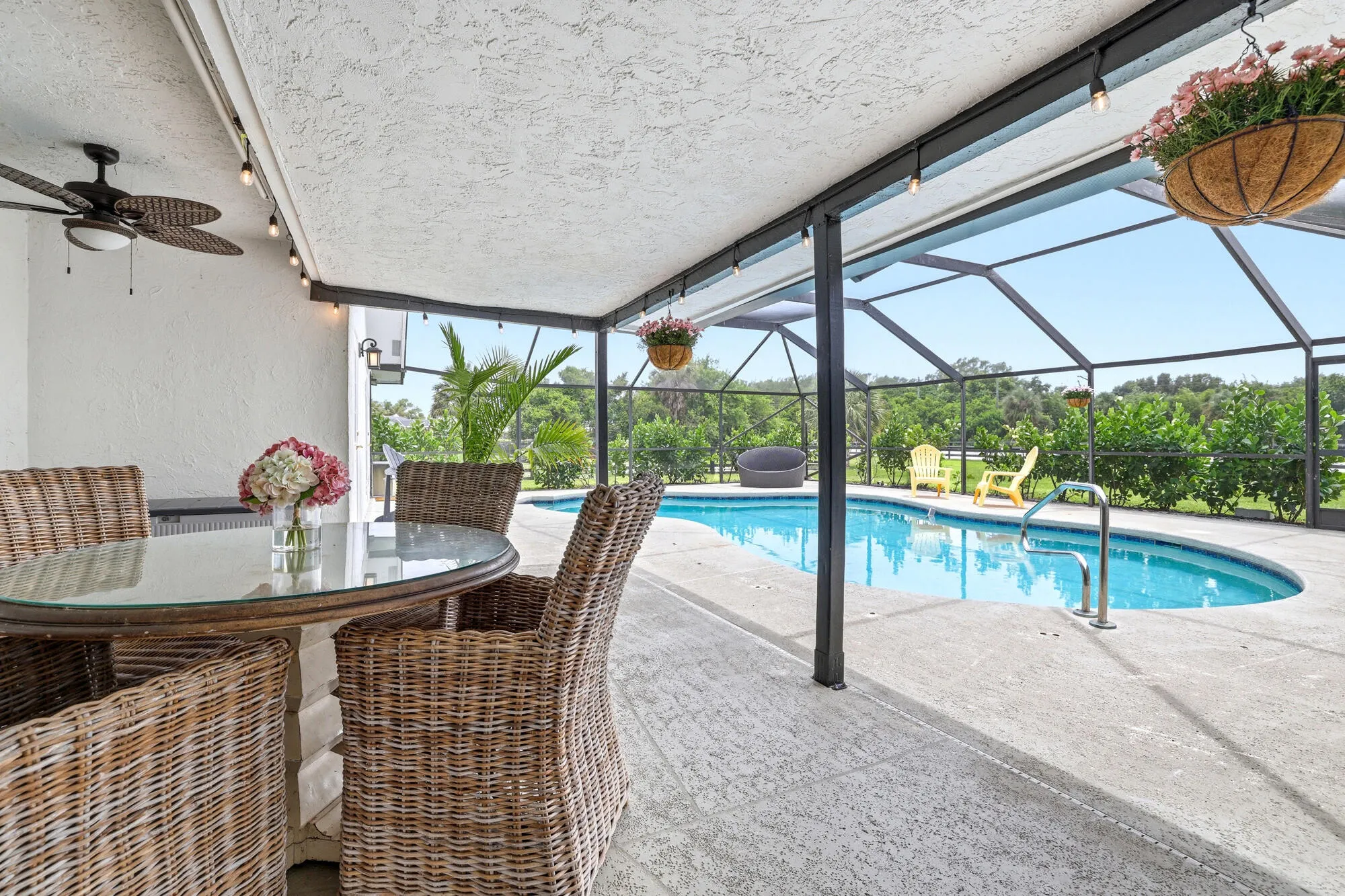 785 CINDY Drive