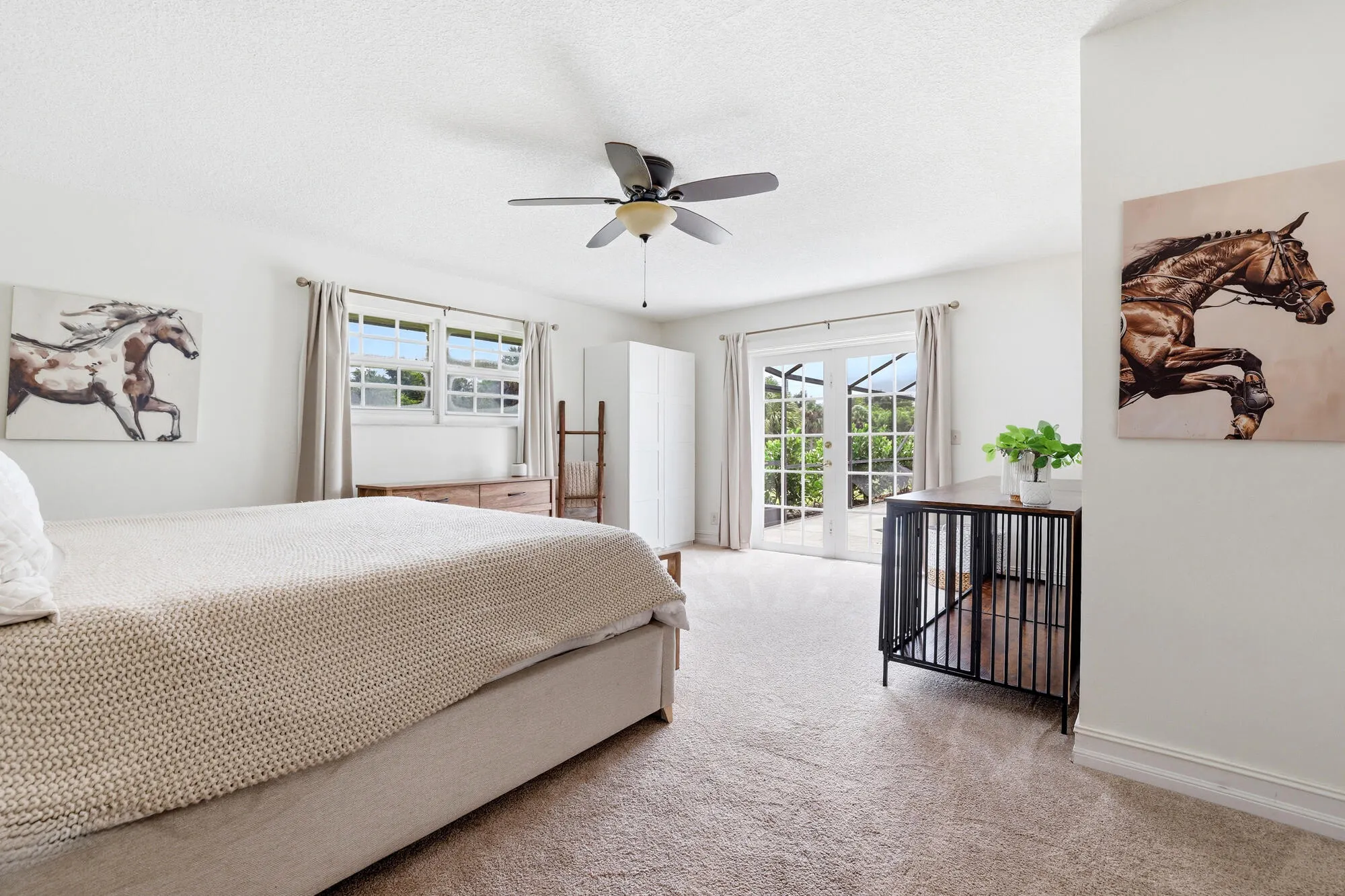 785 CINDY Drive