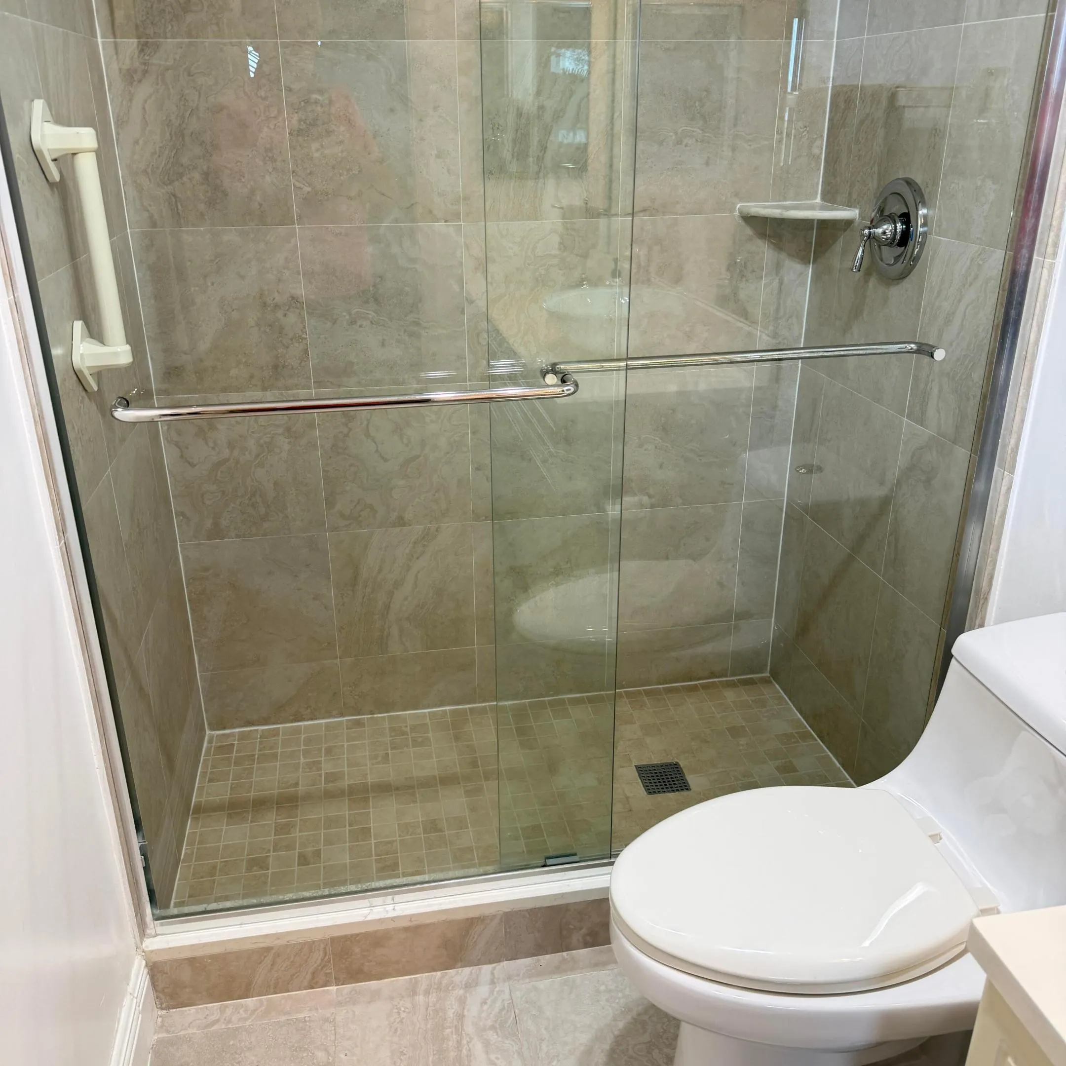 4832 ESEDRA Court #207