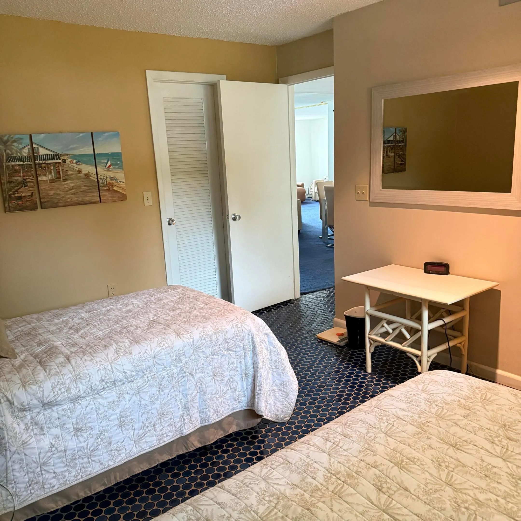 4832 ESEDRA Court #207