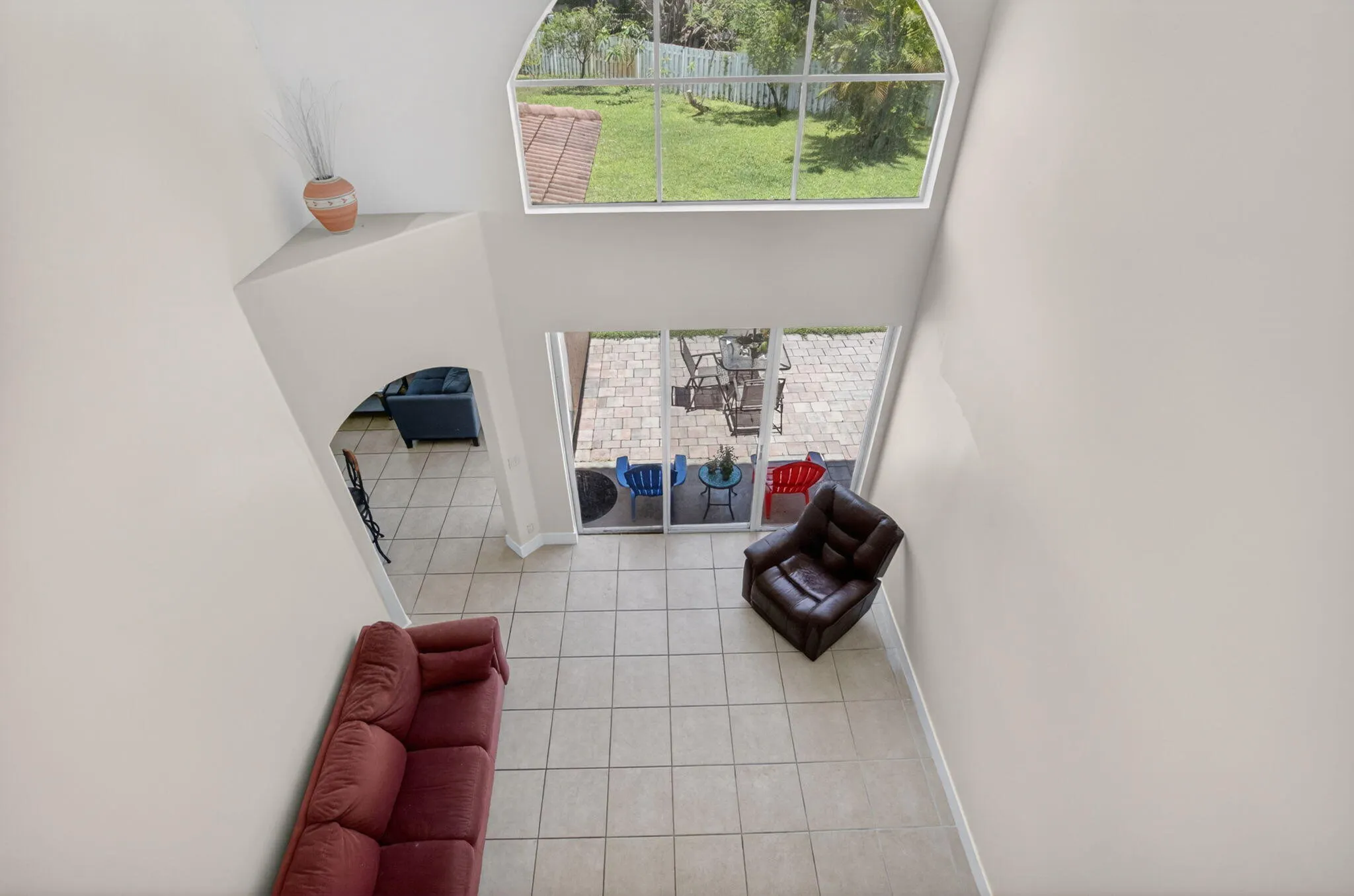6207 SHADOW TREE Lane