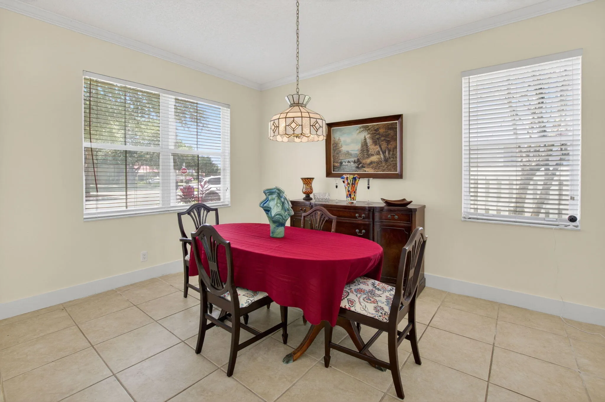 6207 SHADOW TREE Lane