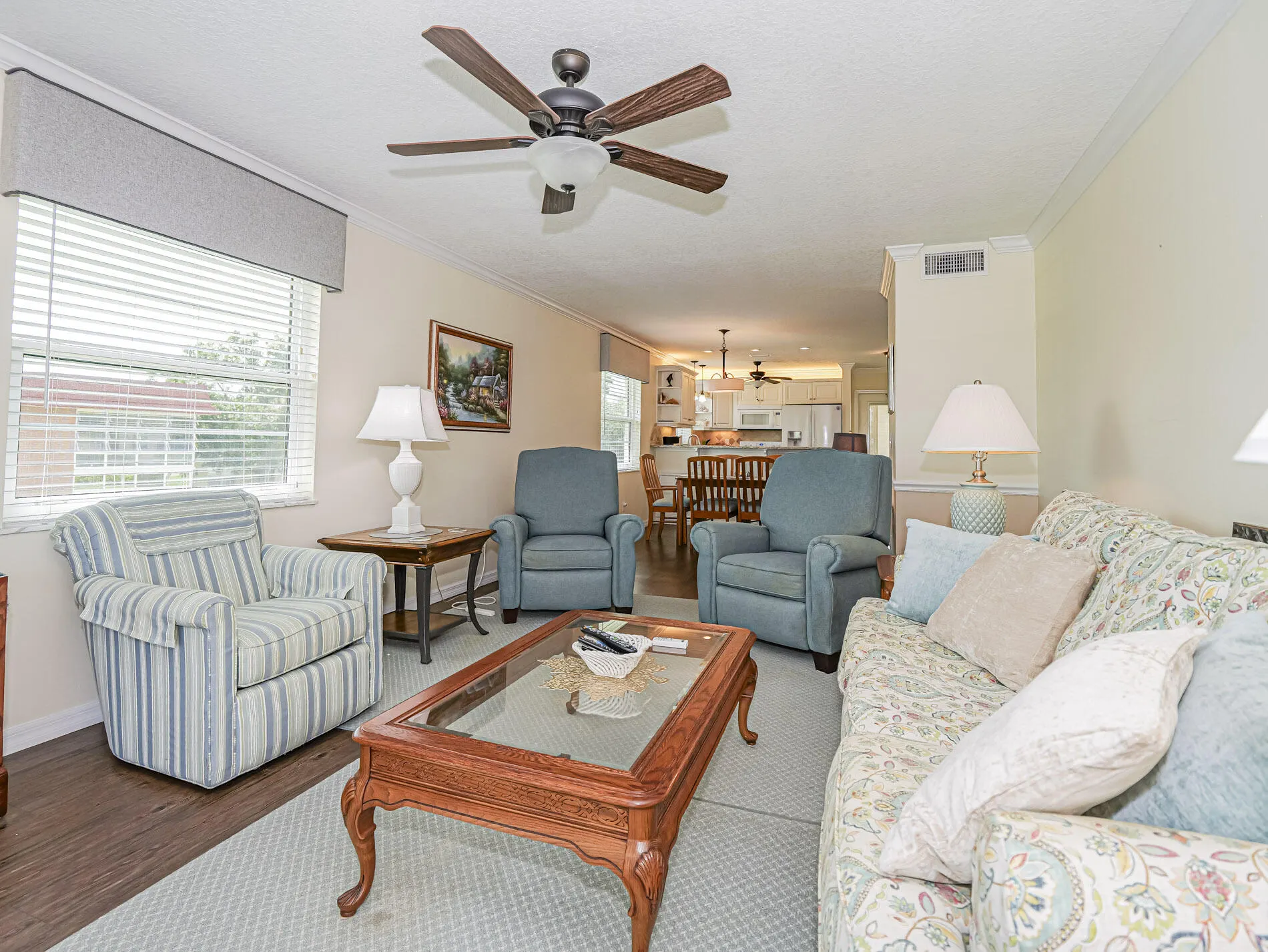 26 PINE ARBOR Lane #201