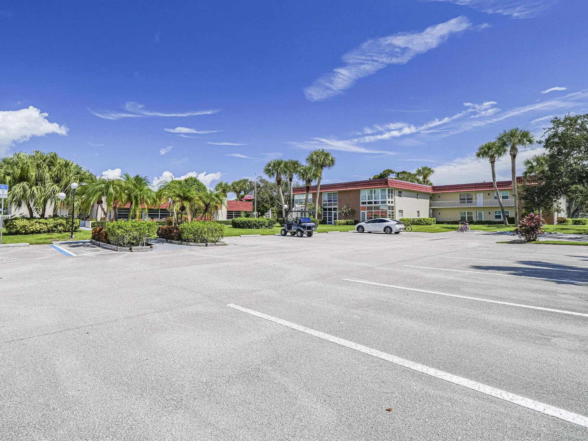 26 PINE ARBOR Lane #201