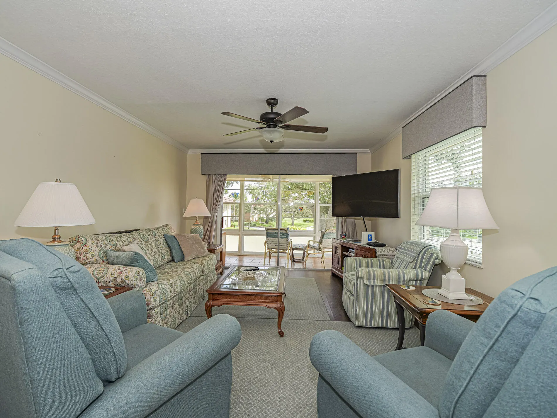 26 PINE ARBOR Lane #201